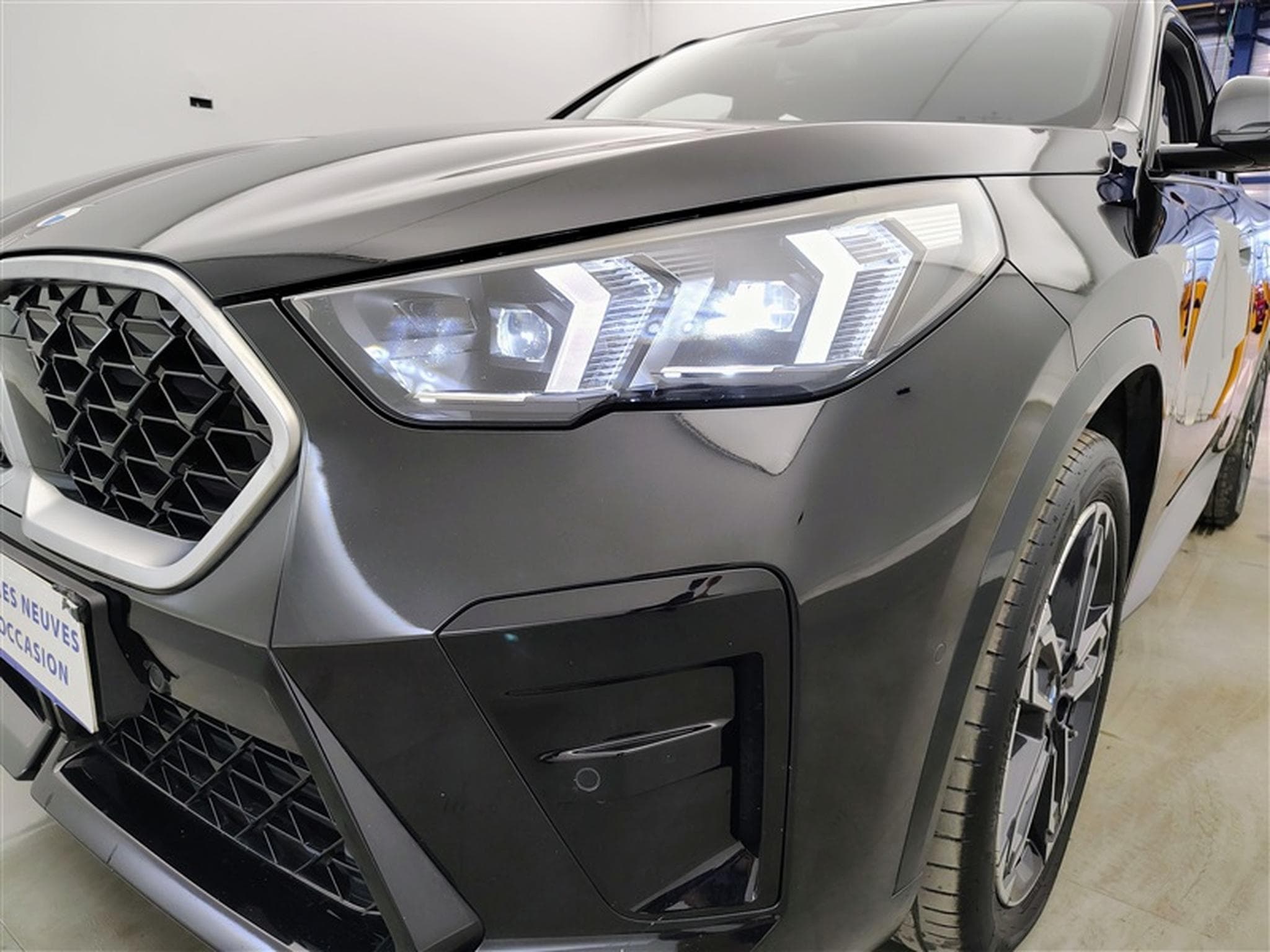 BMW X2 1.5iA sDrive20 Pack M NAVI / FULL LED / CAMERA / JA 18" (2024) - Foto 15