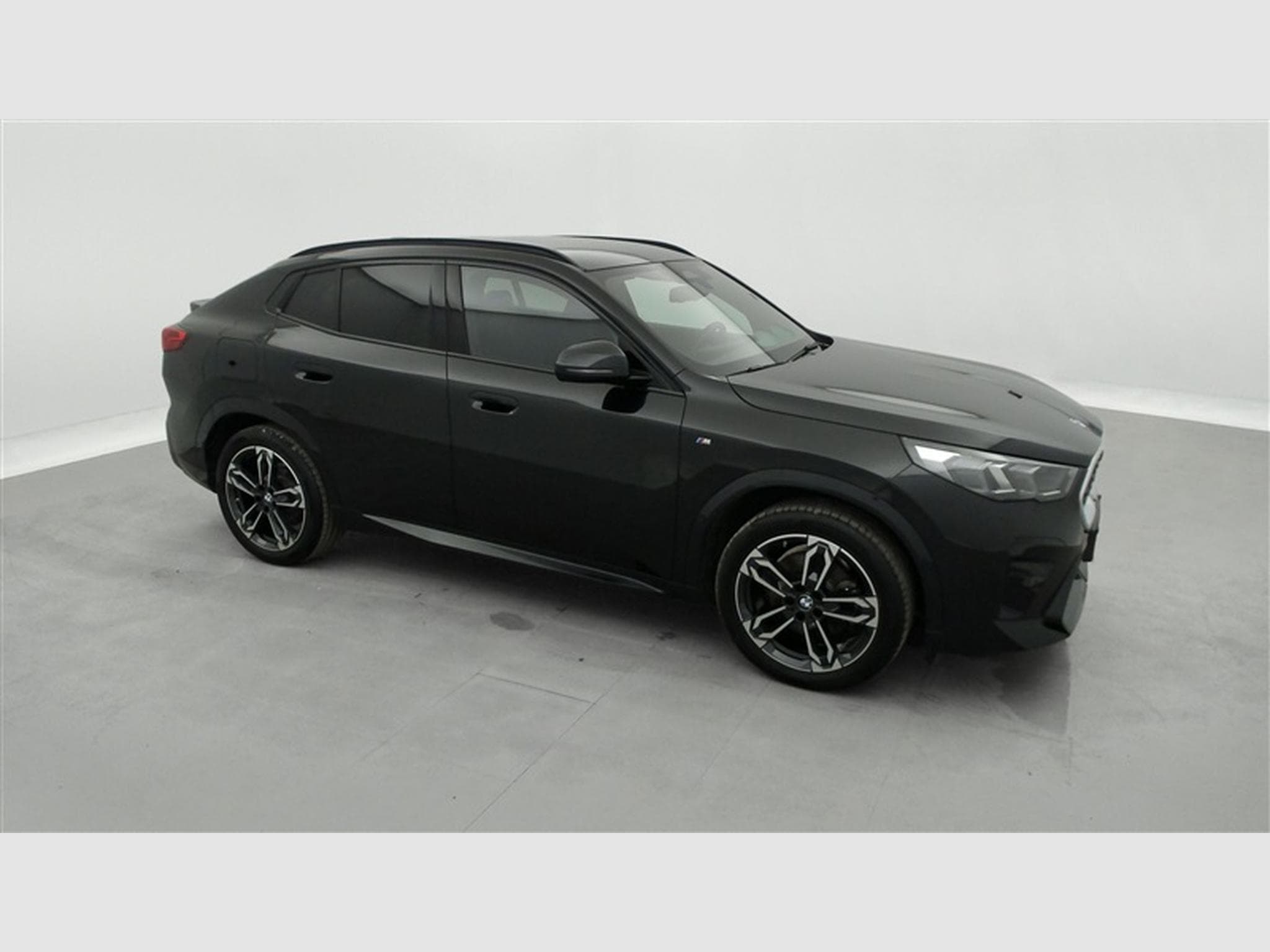BMW X2 1.5iA sDrive20 Pack M NAVI / FULL LED / CAMERA / JA 18" (2024) - Foto 25