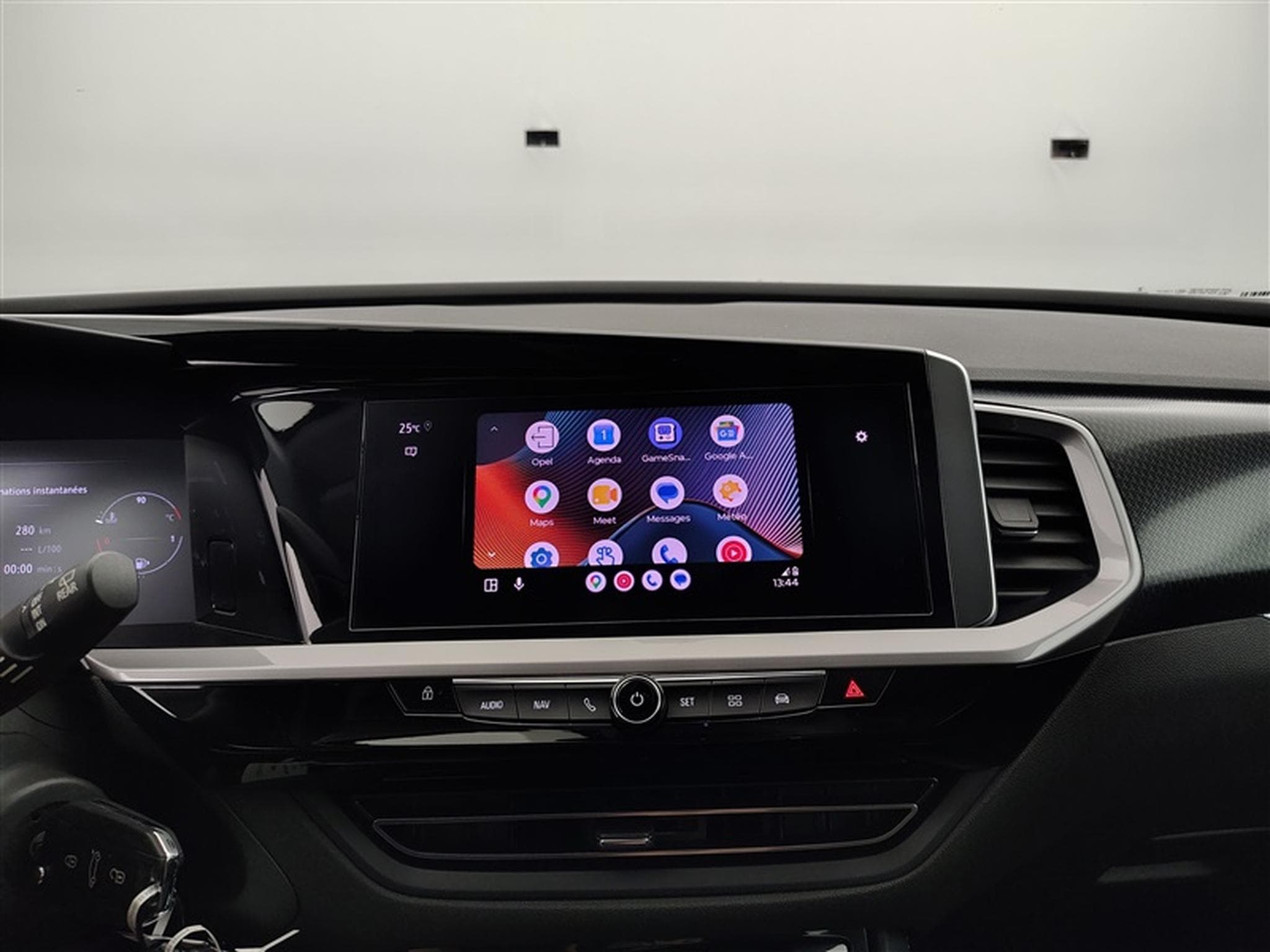Opel Grandland 1.2 Turbo 130cv GS CARPLAY / FULL LED / CUIR PARTIEL / JA18 (2023) - Foto 19