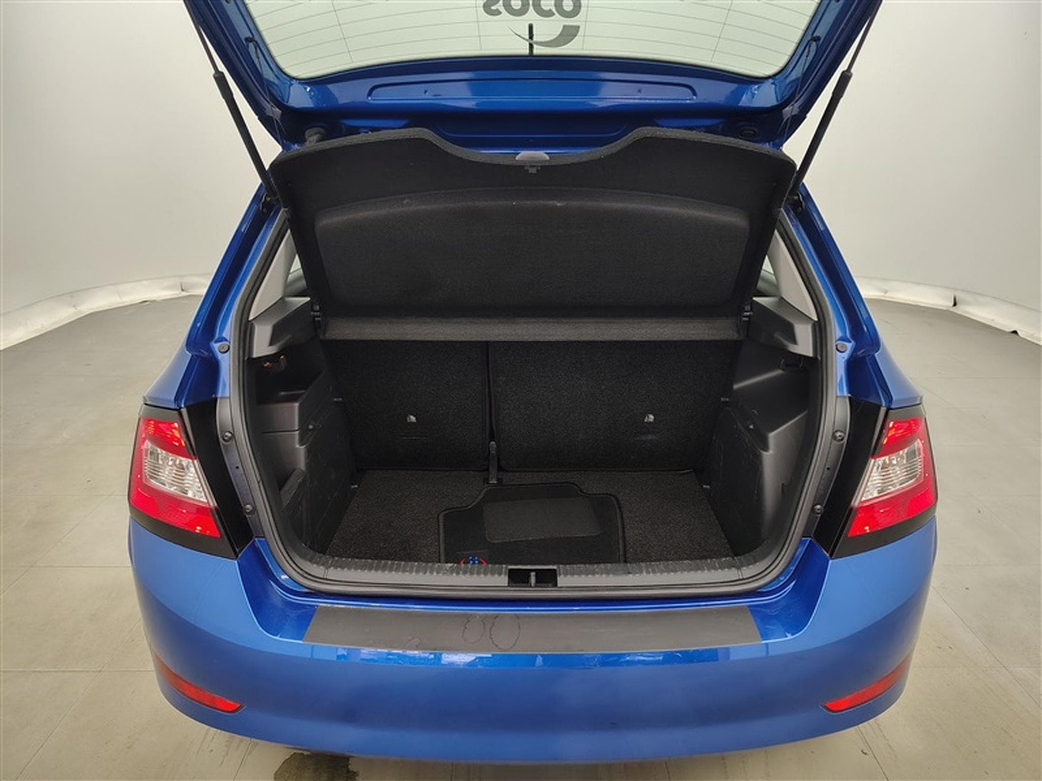 Skoda Fabia 1.0i Active (2021) - Foto 13