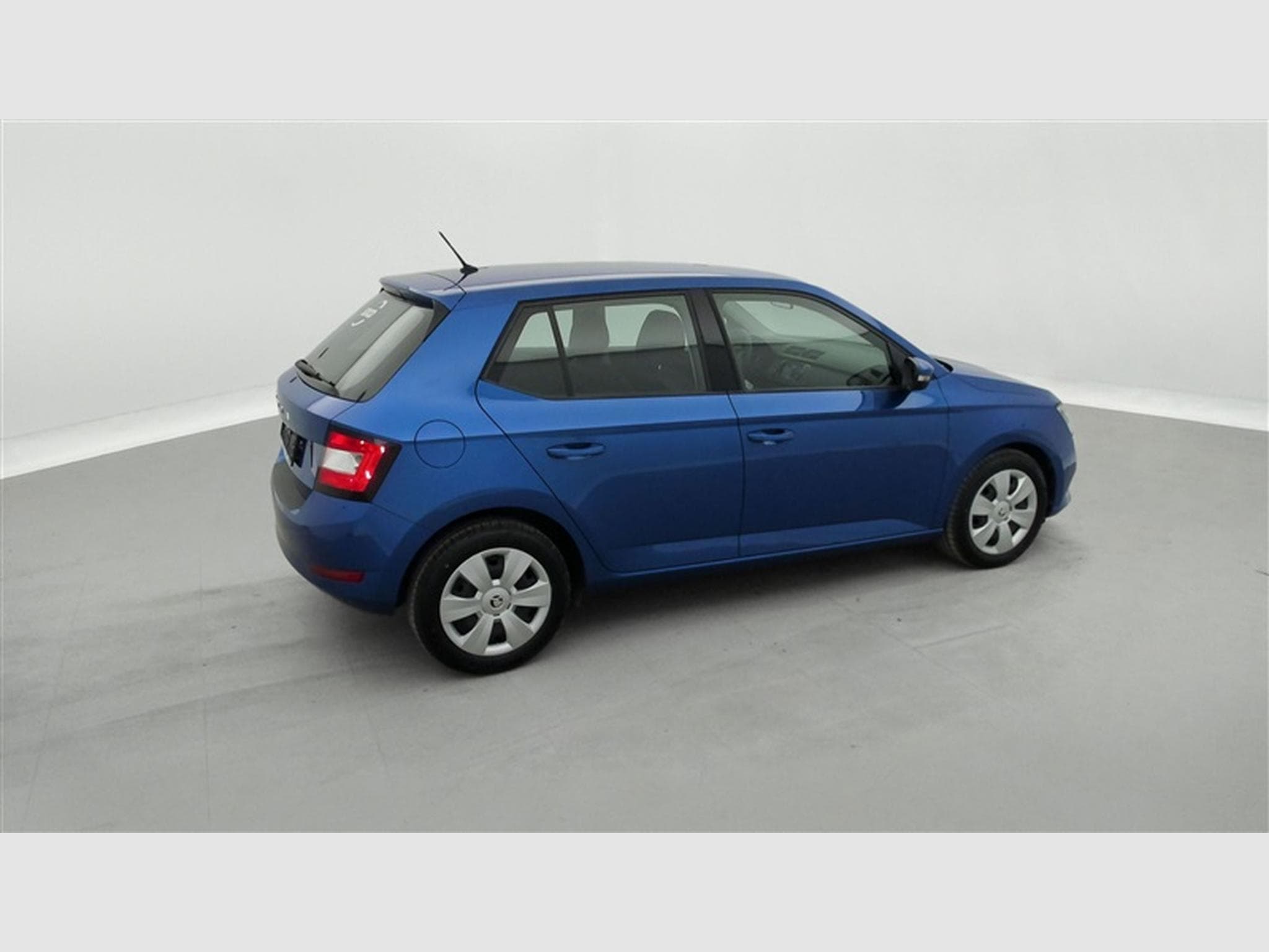 Skoda Fabia 1.0i Active (2021) - Foto 21