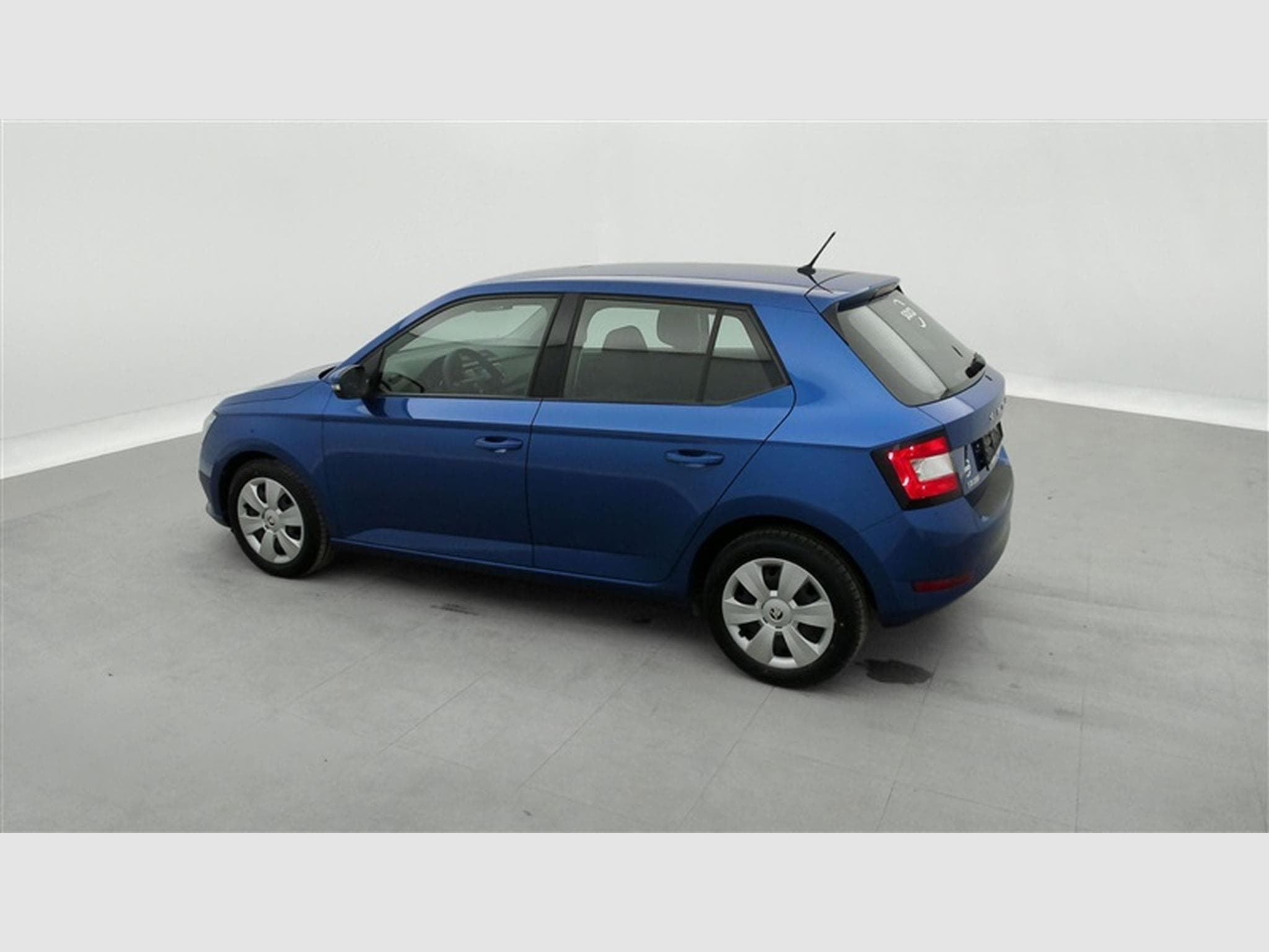 Skoda Fabia 1.0i Active (2021) - Foto 23
