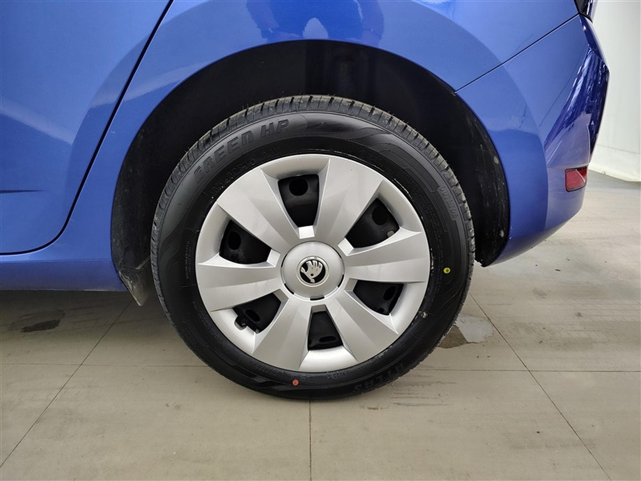 Skoda Fabia 1.0i Active (2021) - Foto 5