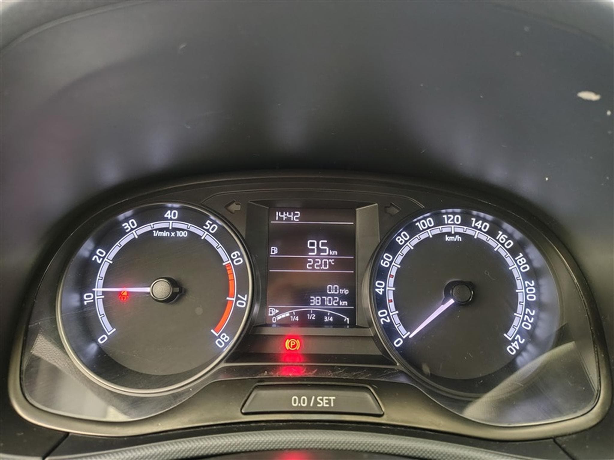 Skoda Fabia 1.0i Active (2021) - Foto 9