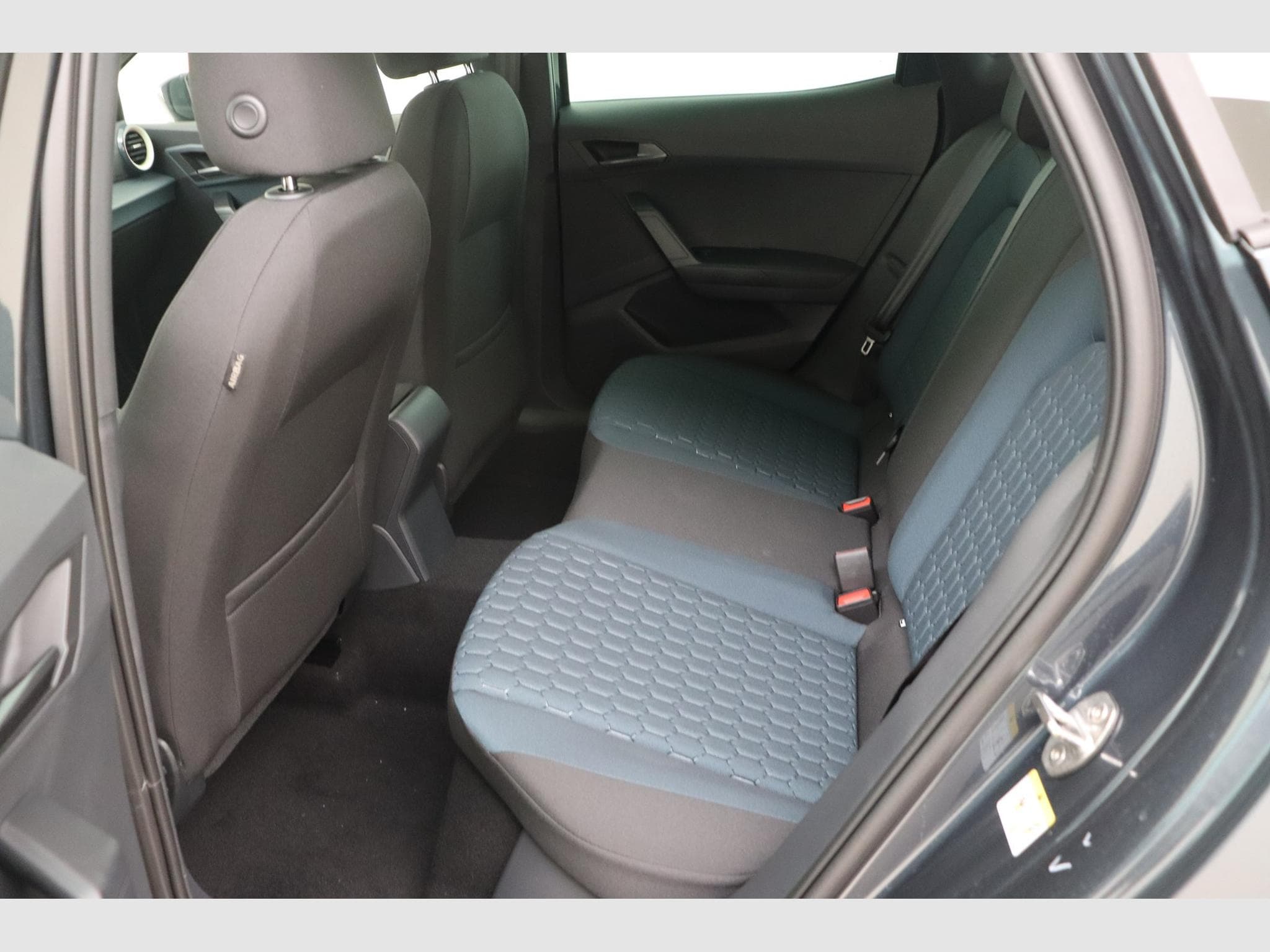Seat Arona Play Plus (2026) - Photo 14