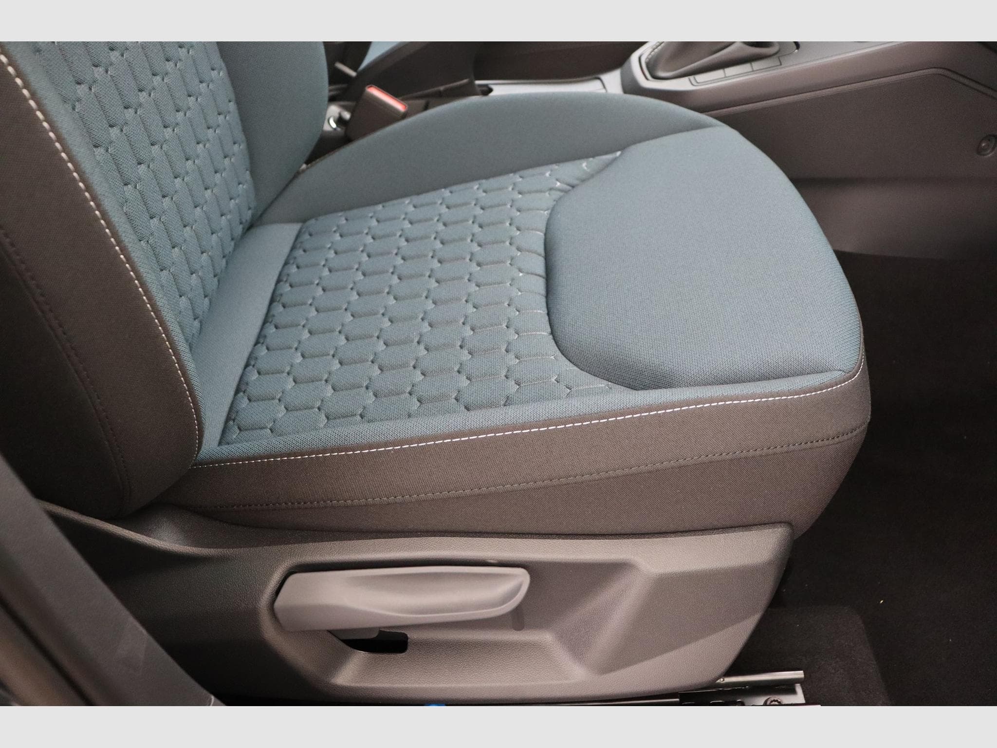 Seat Arona Play Plus (2026) - Photo 16