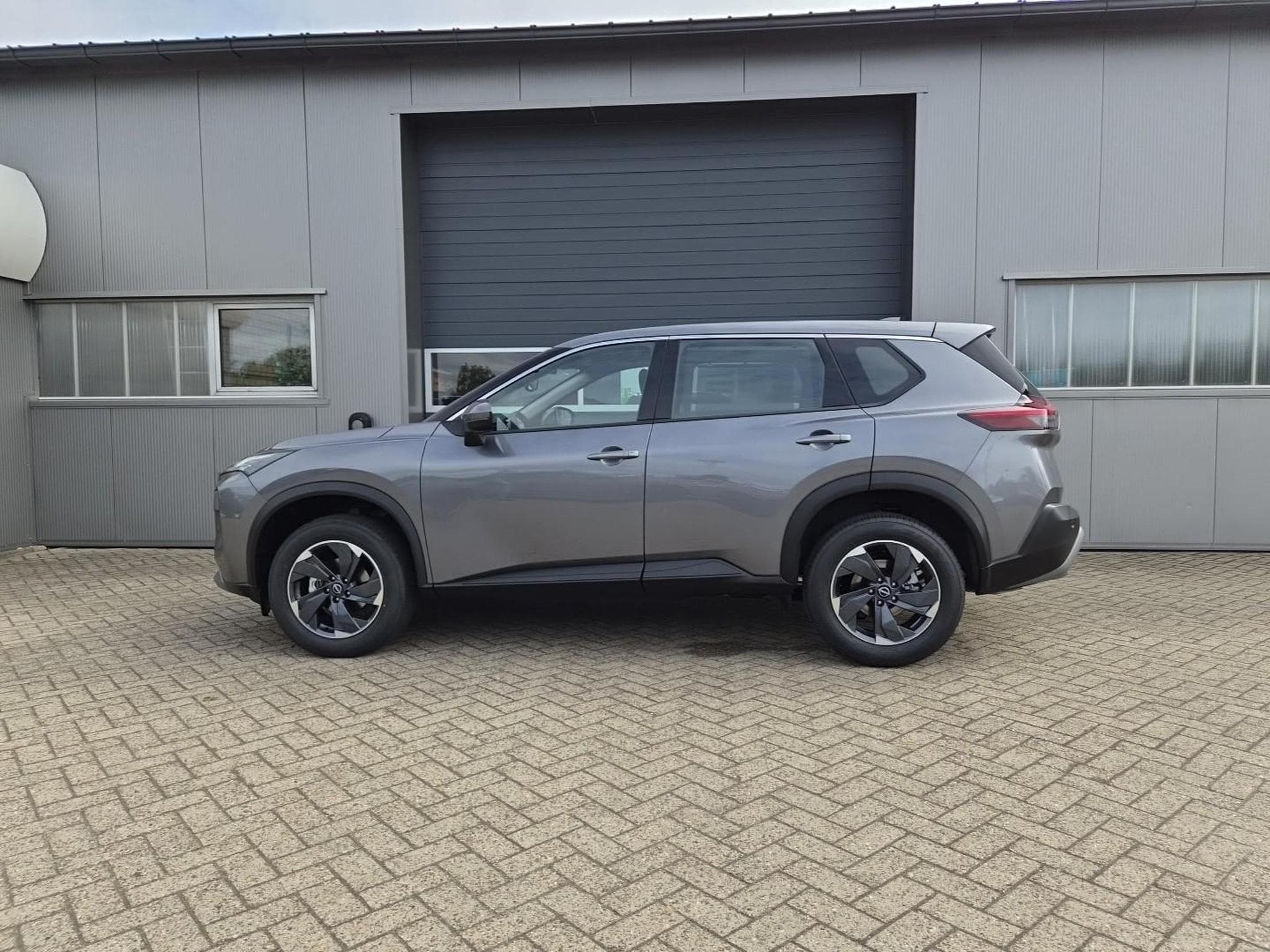 Nissan X-Trail Acenta (2026) - Photo 1