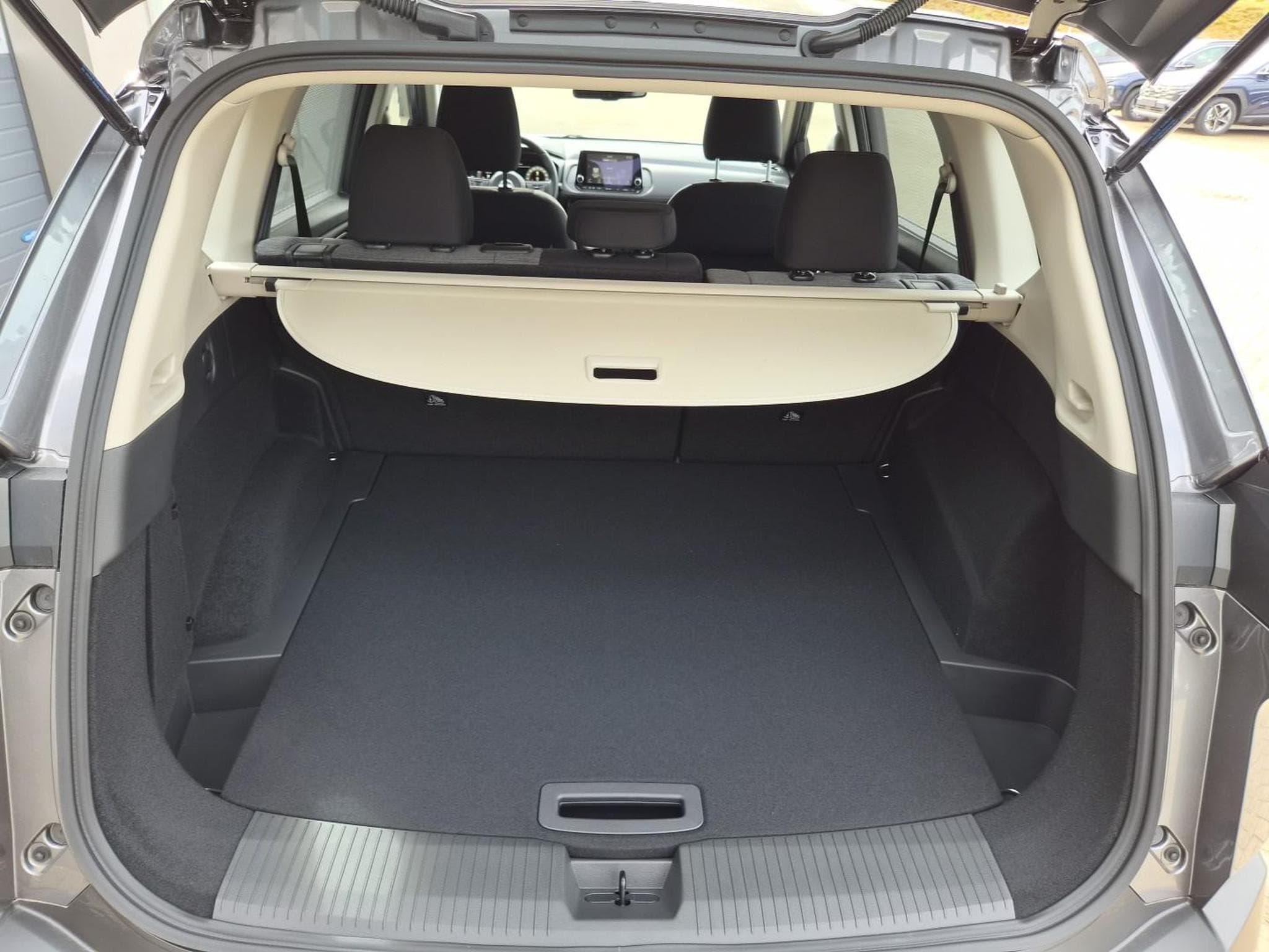 Nissan X-Trail Acenta (2026) - Photo 9