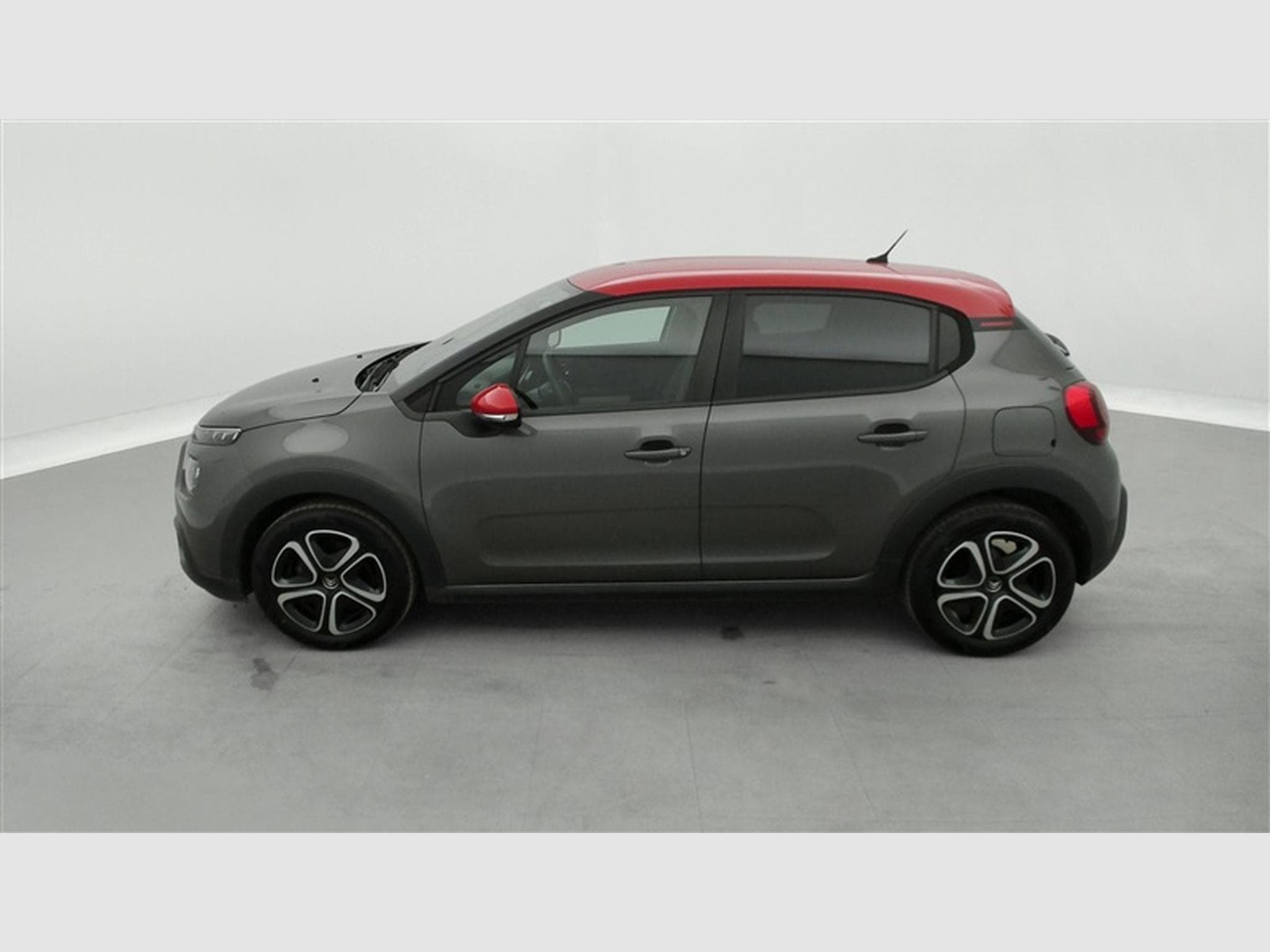 Citroen C3 1.2i PureTech Feel S&S (2021) - Photo 3