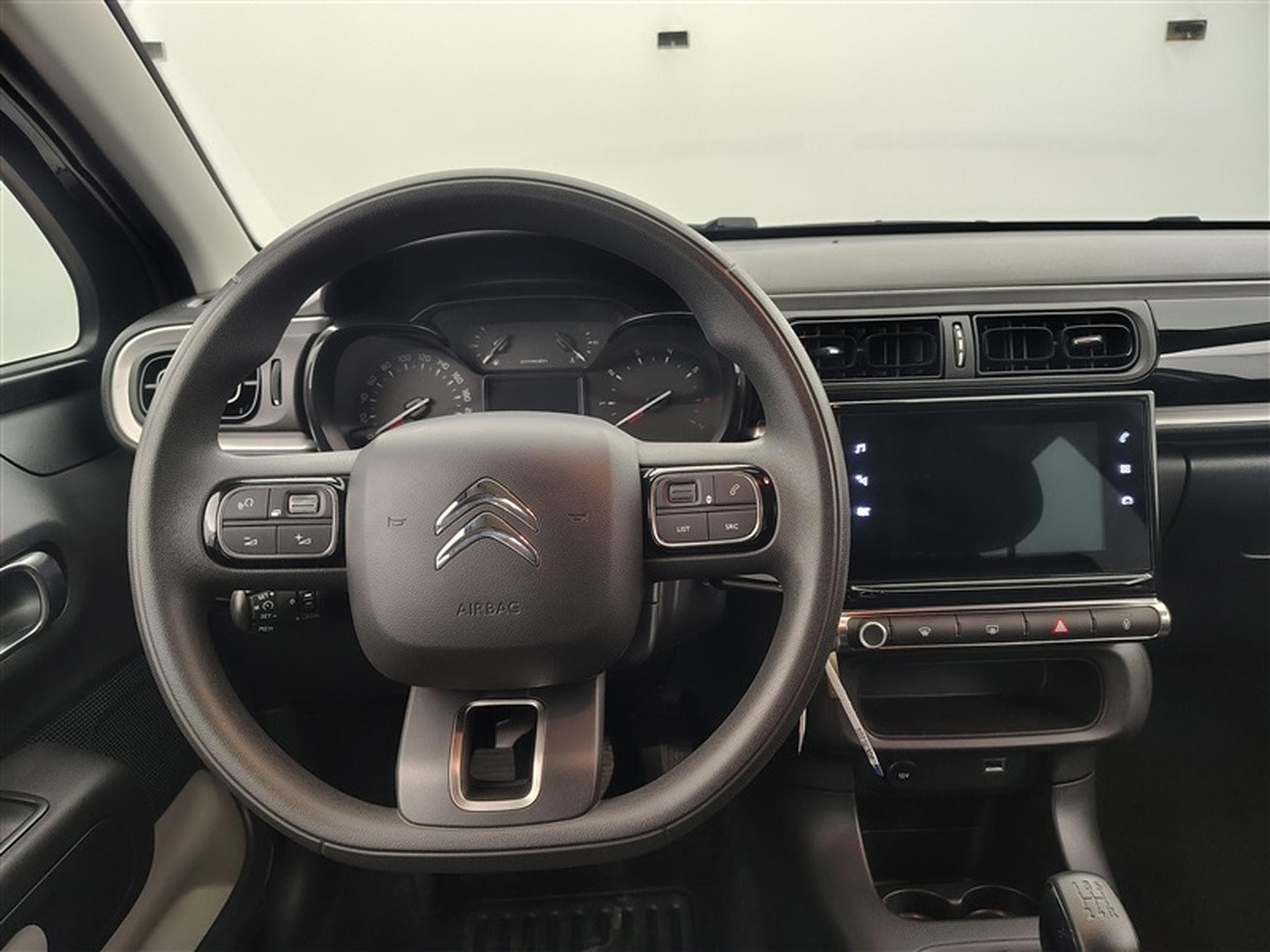 Citroen C3 1.2i PureTech Feel S&S (2021) - Photo 9