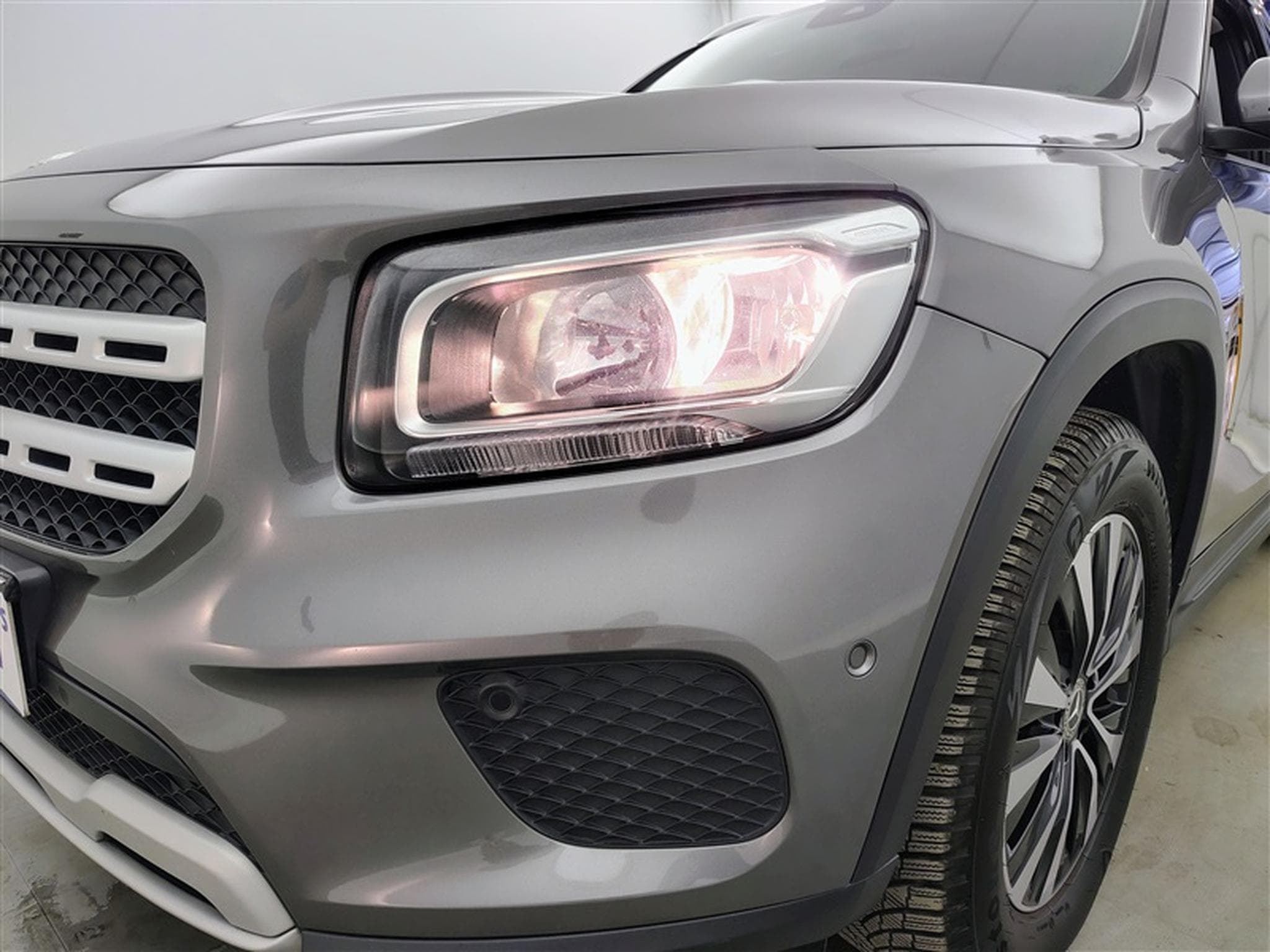 Mercedes GLB 180 180d Business Solution S-CUIR/NAVI/FULL LED/JA/PDC AV AR (2022) - Foto 15