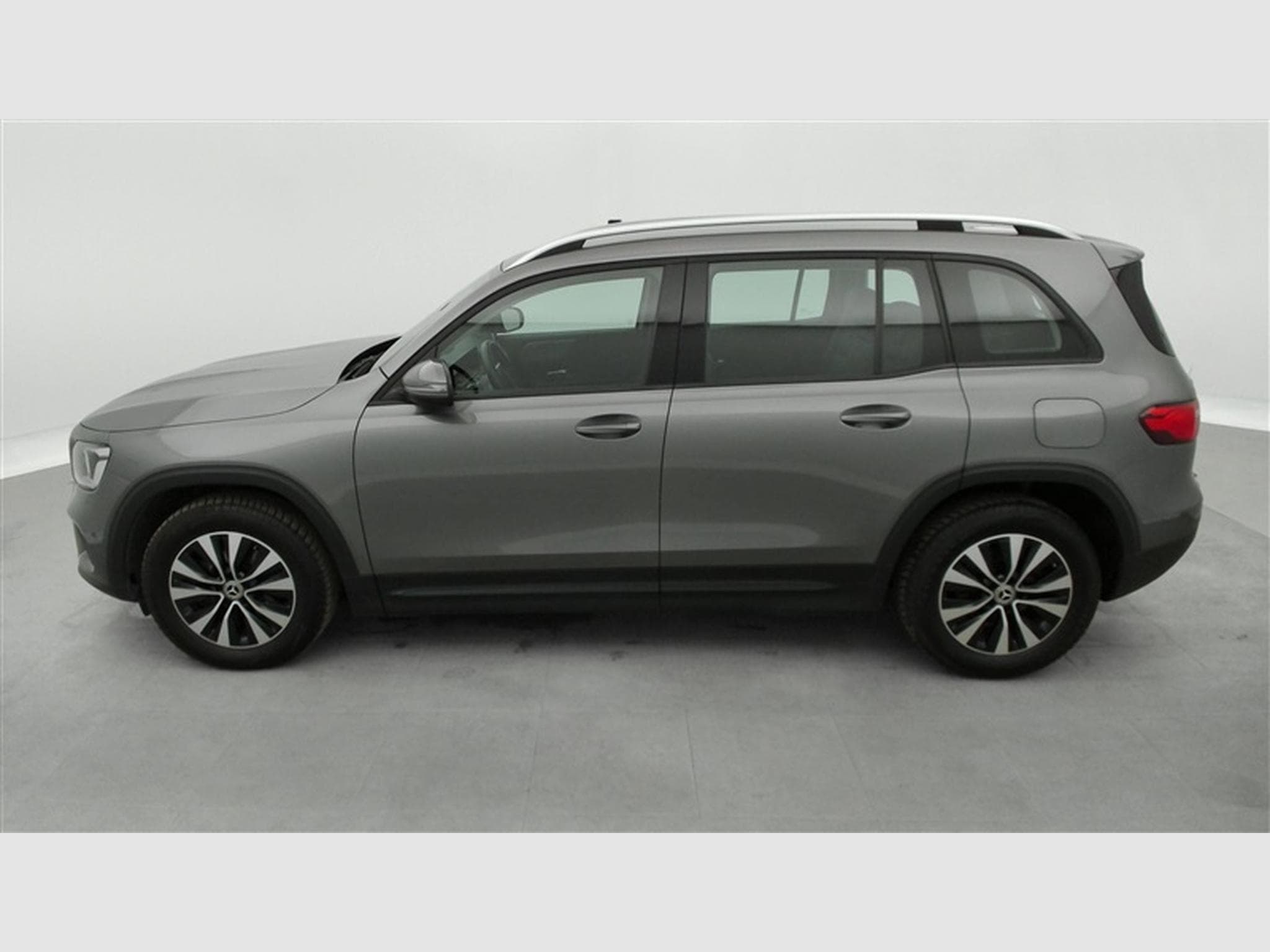 Mercedes GLB 180 180d Business Solution S-CUIR/NAVI/FULL LED/JA/PDC AV AR (2022) - Foto 3
