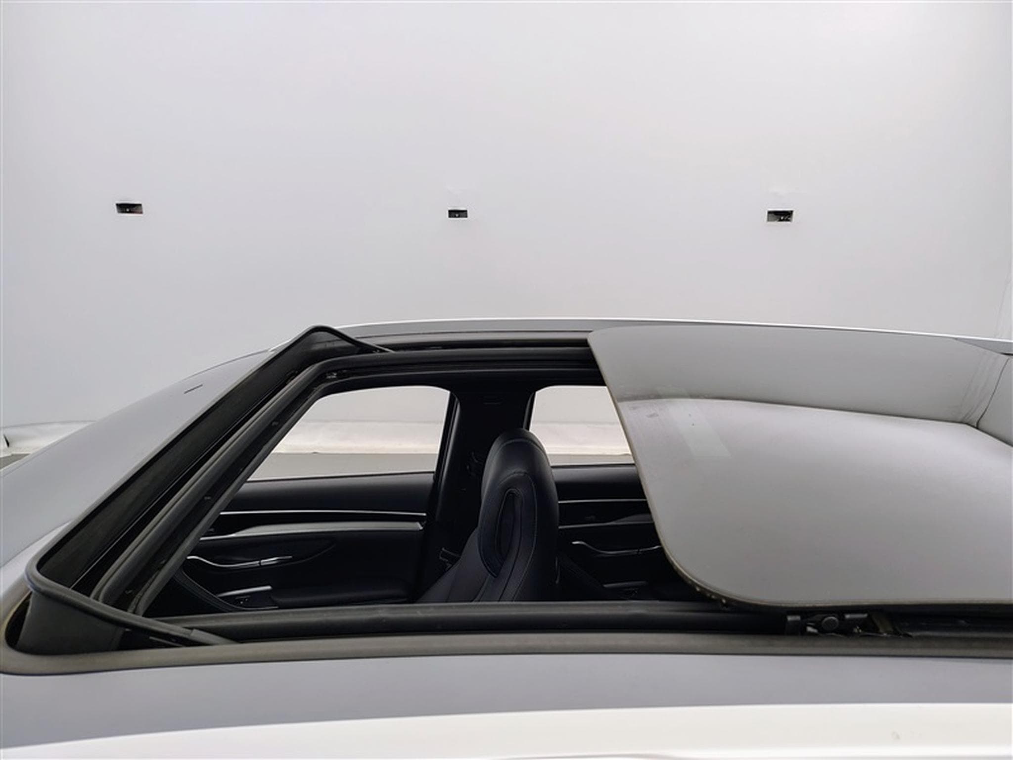 BYD Seal U 1.5 DM-I 218Cv PHEV Comfort CUIR / NAVI / TO PANO (2025) - Photo 19