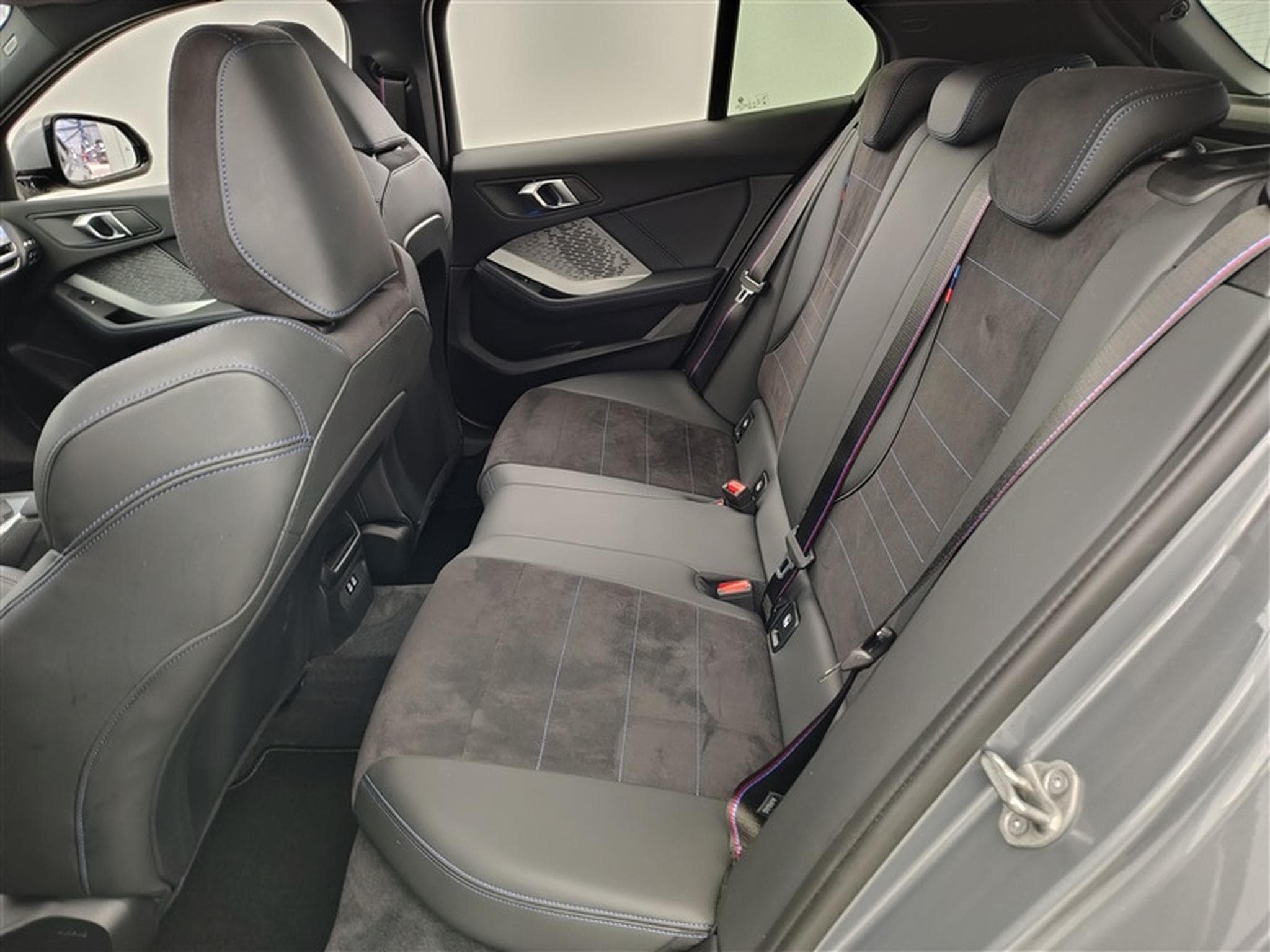 BMW 118 dA PACK M NEW MODELE (2025) - Photo 13