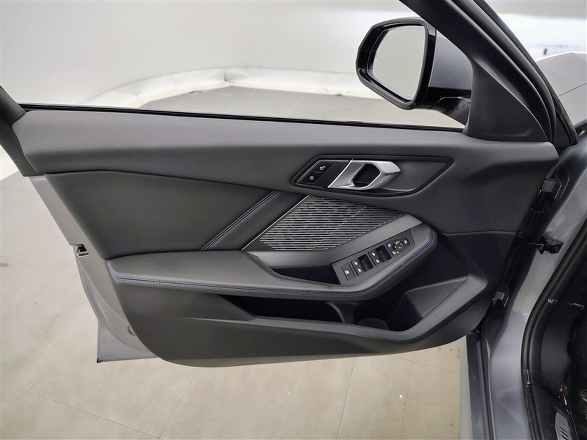 BMW 118 dA PACK M NEW MODELE (2025) - Photo 17