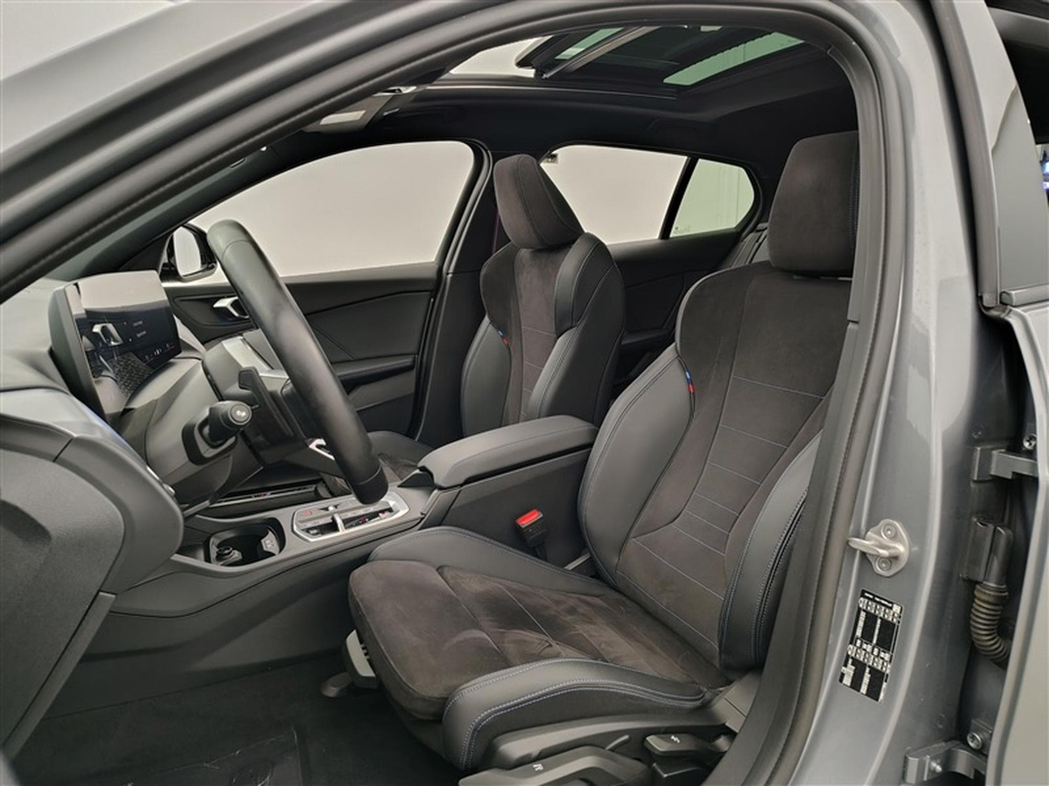 BMW 118 dA PACK M NEW MODELE (2025) - Photo 7