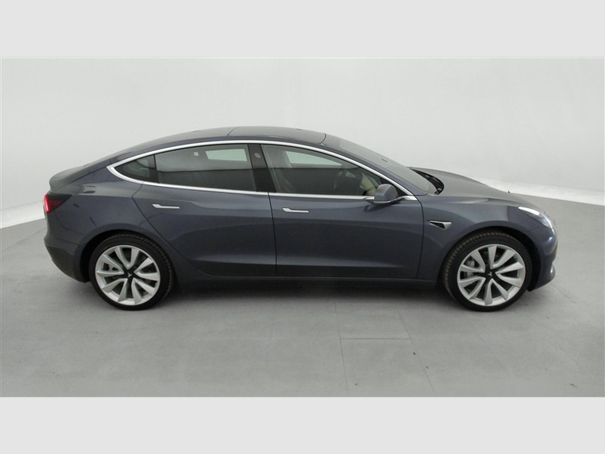 Tesla Model 3 60 kWh Standard Plus CUIR / NAVI / PANO (2020) - Photo 25