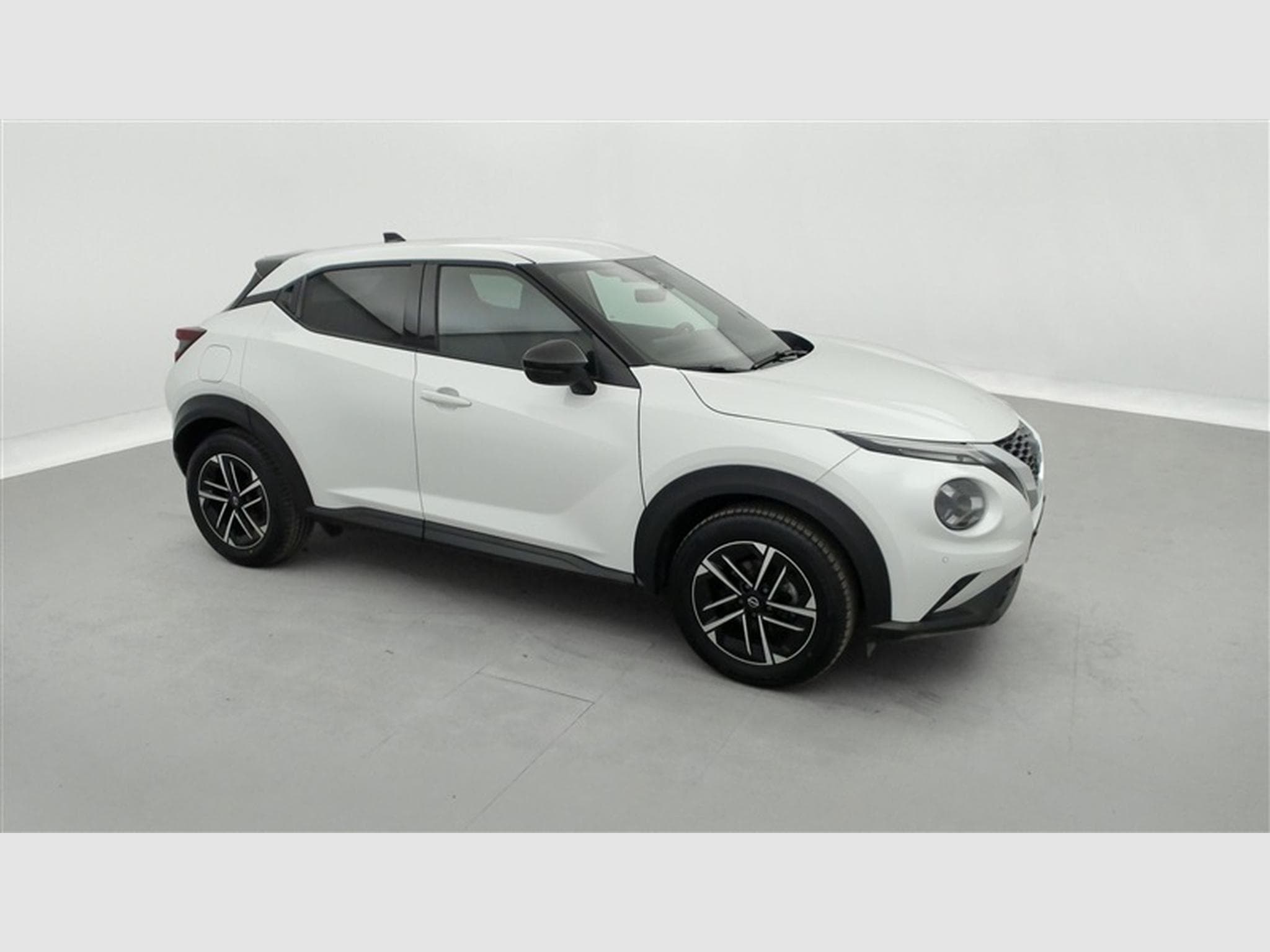 Nissan Juke 1.0 DIG-T 114cv N-Connecta NAVI / FULL LED / CAMERA / JA 17" (2025) - Photo 23