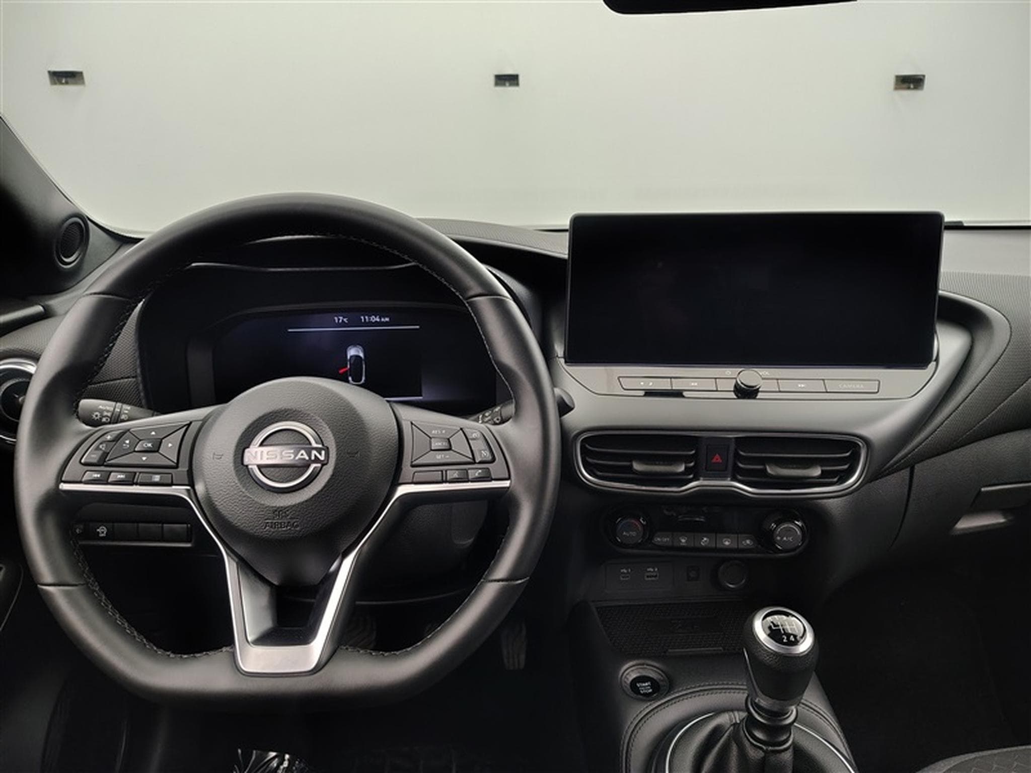 Nissan Juke 1.0 DIG-T 114cv N-Connecta NAVI / FULL LED / CAMERA / JA 17" (2025) - Photo 9