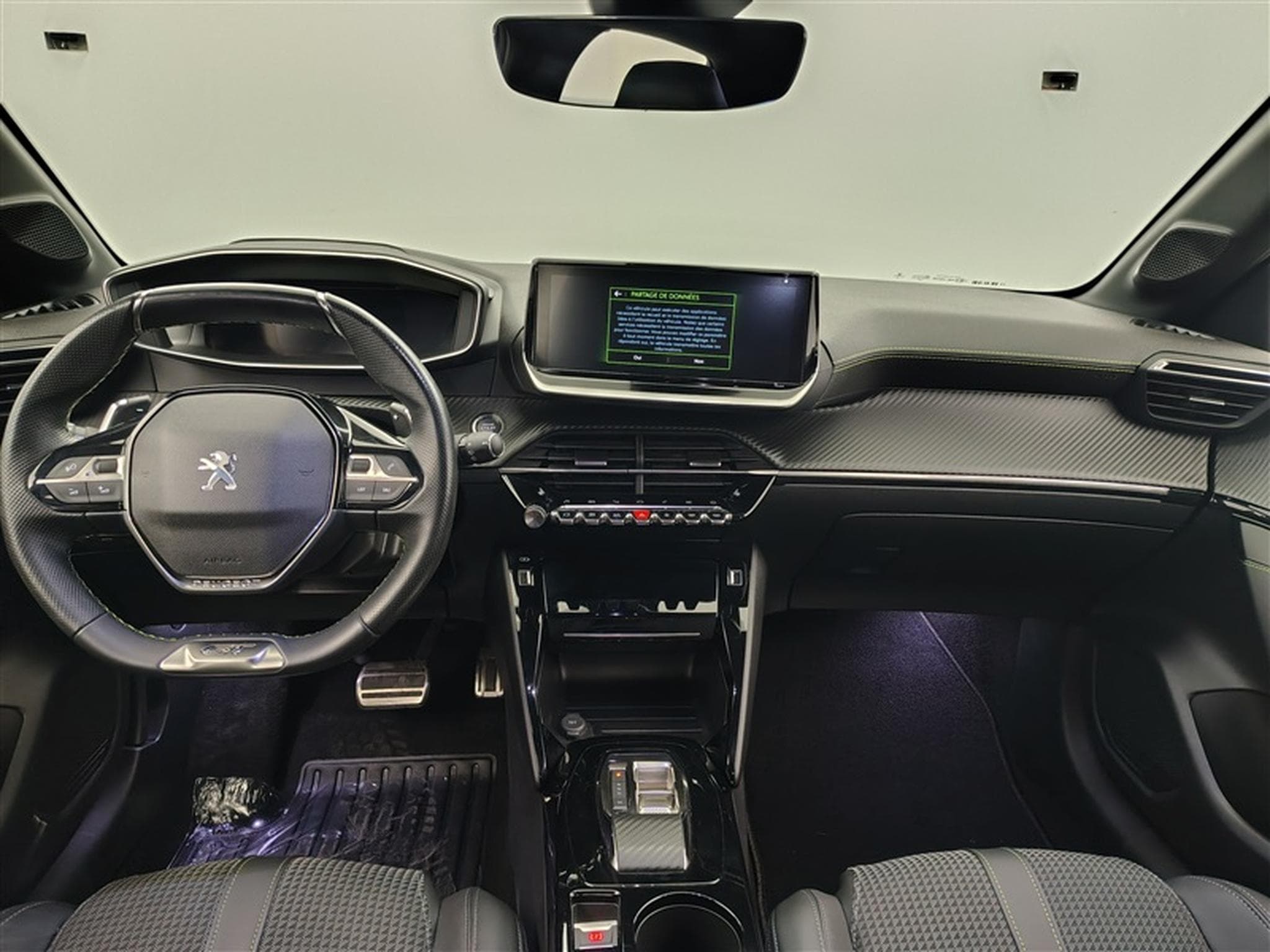 Peugeot 208 1.2i PureTech GT  Navi / Led / PDC+Caméra (2022) - Photo 8