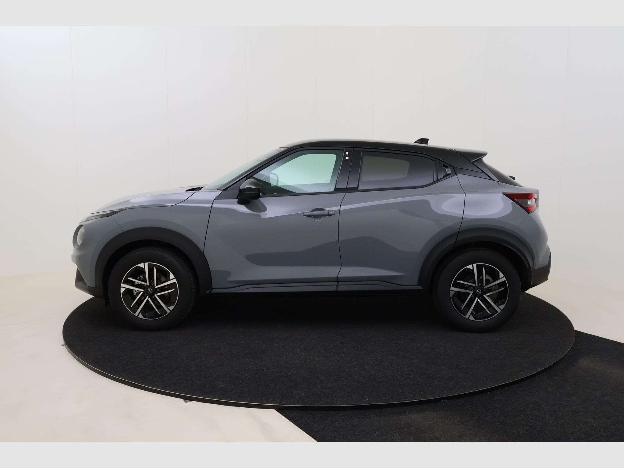 Nissan Juke N-Connecta / Cold Pack / 2Tone / (MY25) (2026) - Photo 9
