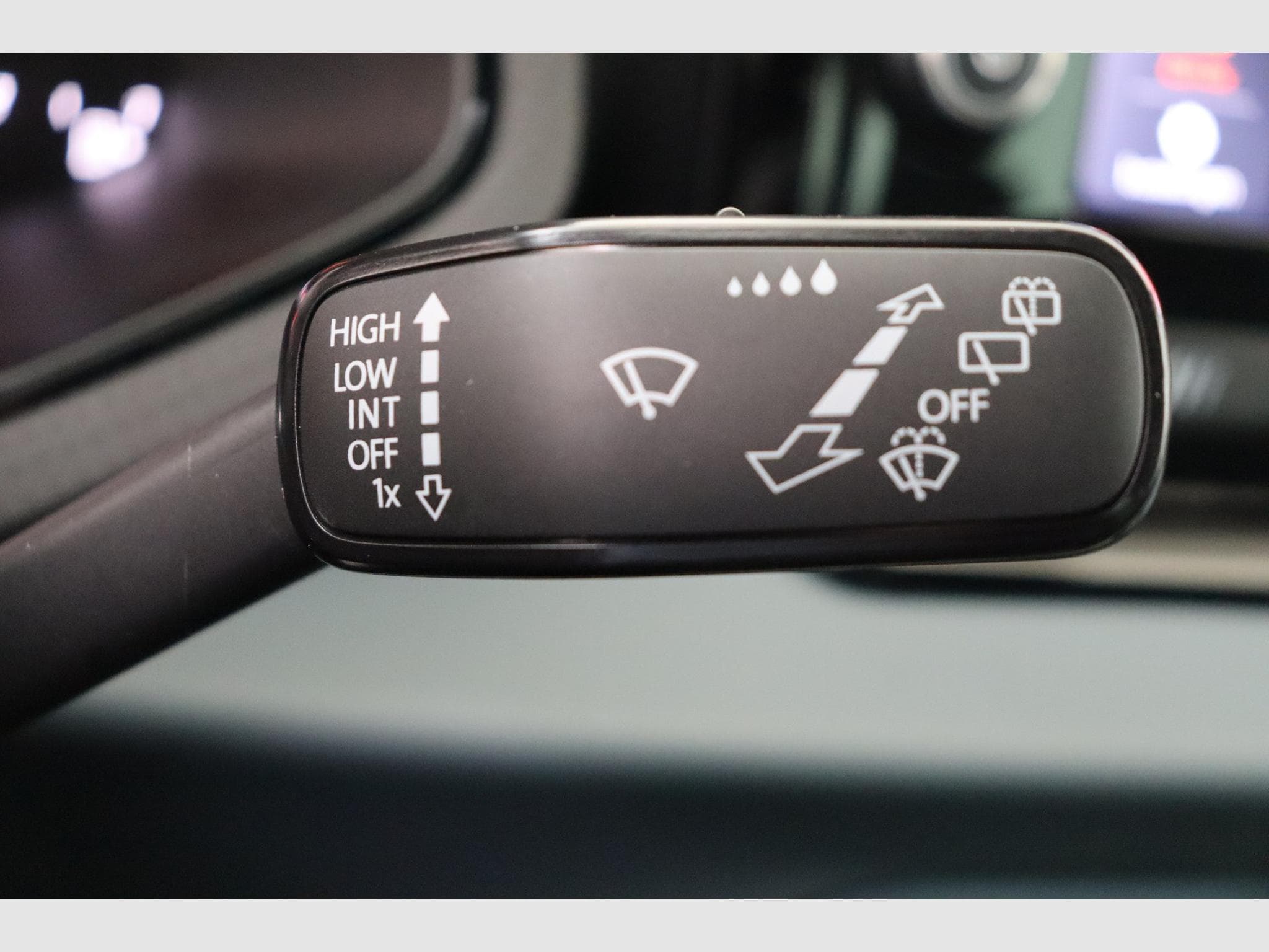 Seat Arona Play Plus (2026) - Photo 19