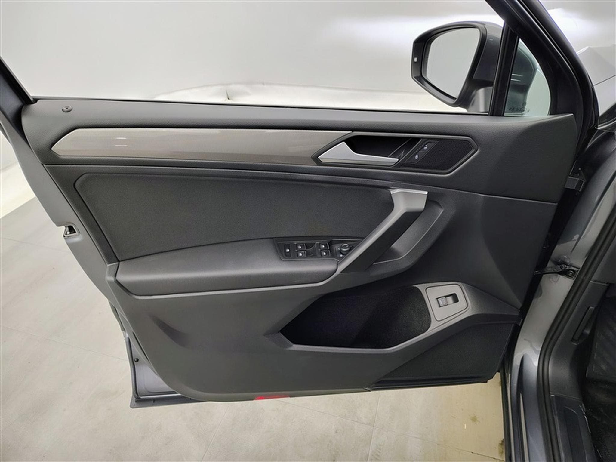 VW Tiguan 1.5 TSI Highline 7pl Navi / Led / PDC+Caméra (2023) - Photo 17