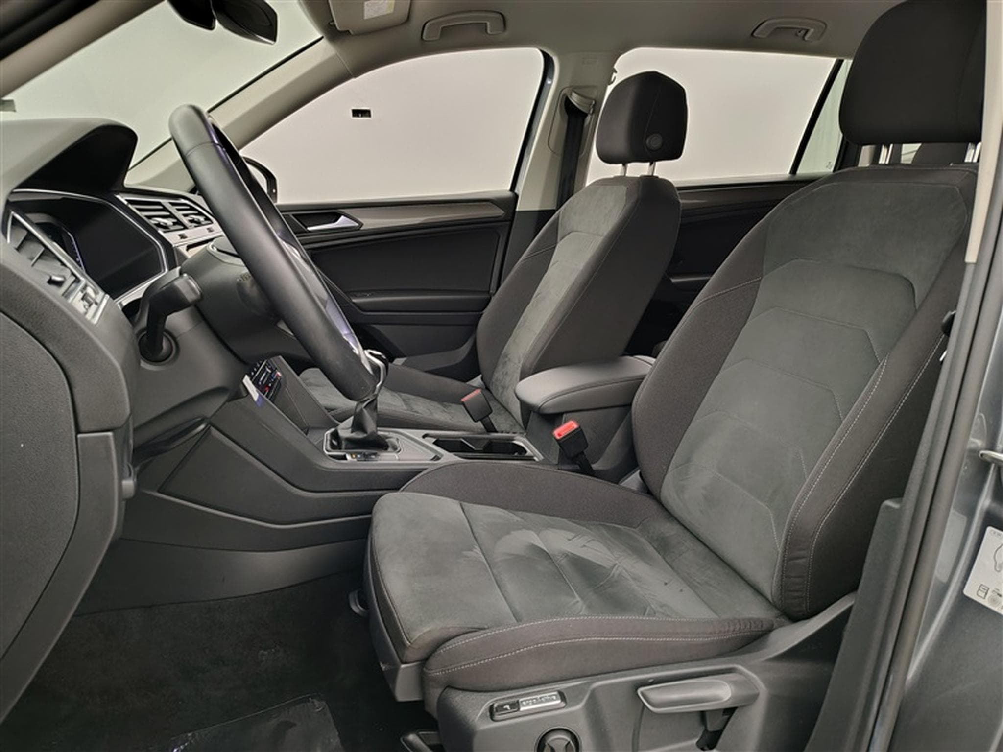 VW Tiguan 1.5 TSI Highline 7pl Navi / Led / PDC+Caméra (2023) - Photo 7