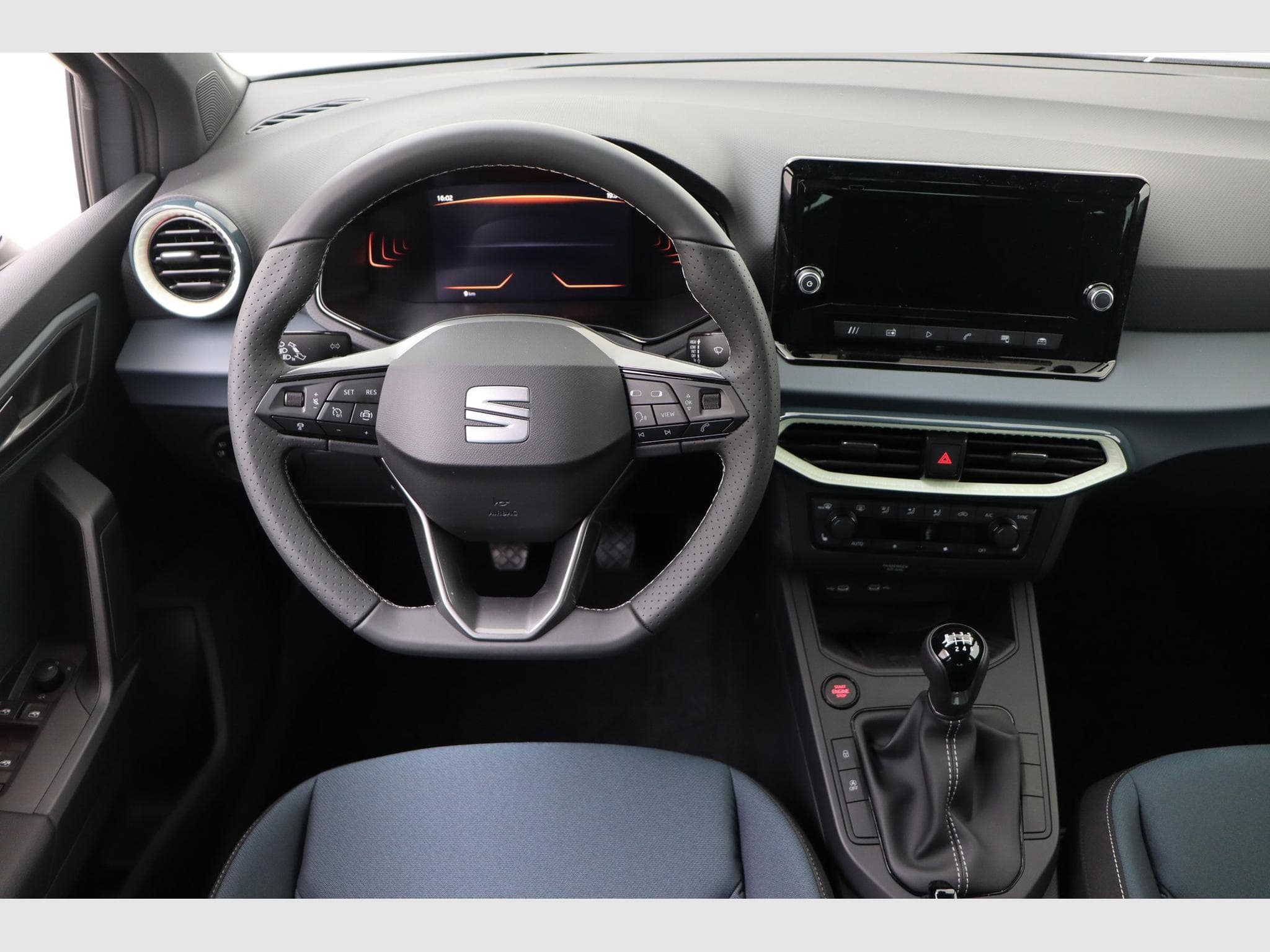 Seat Arona Play Plus (2026) - Photo 11