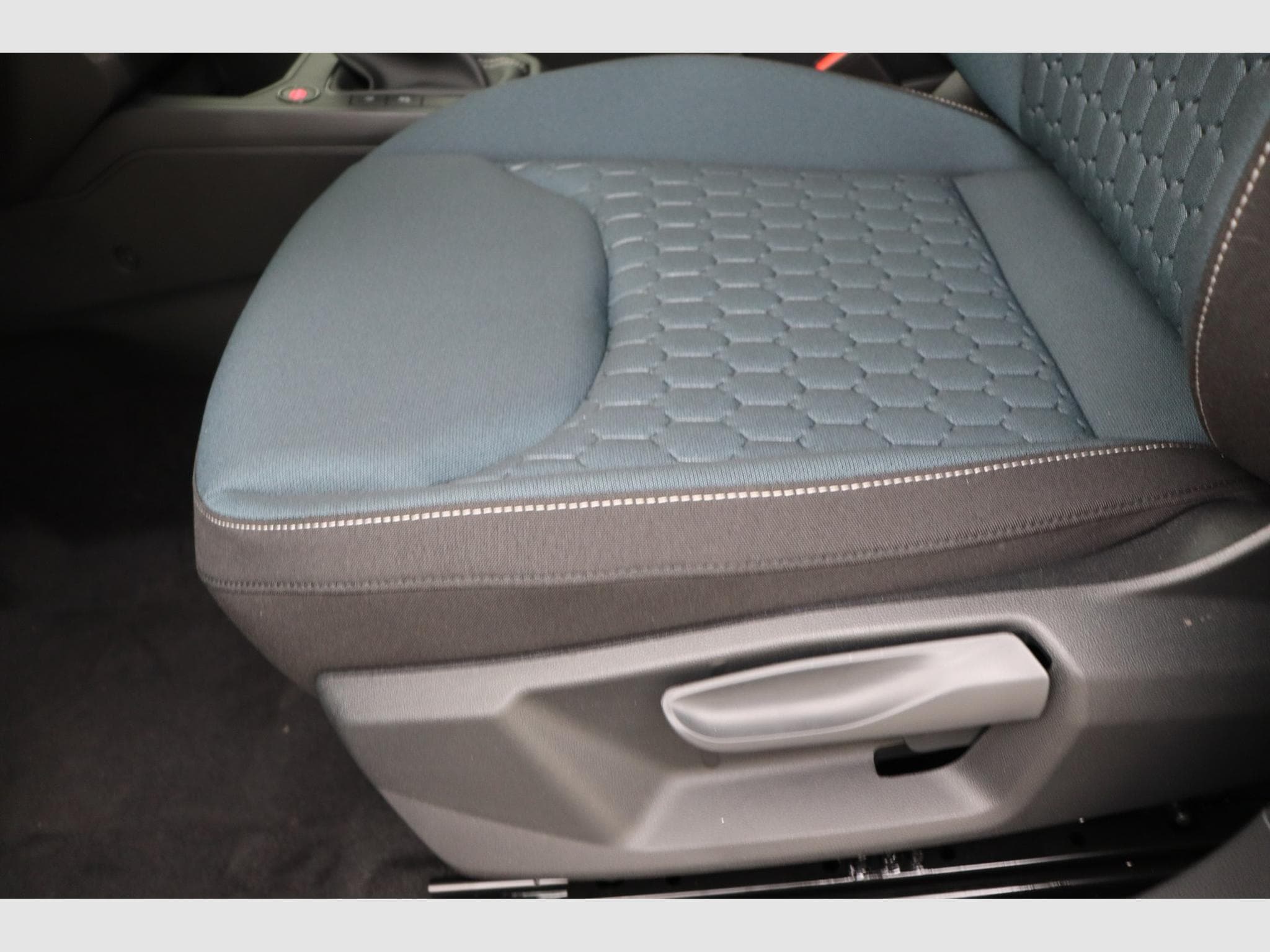 Seat Arona Play Plus (2026) - Photo 14