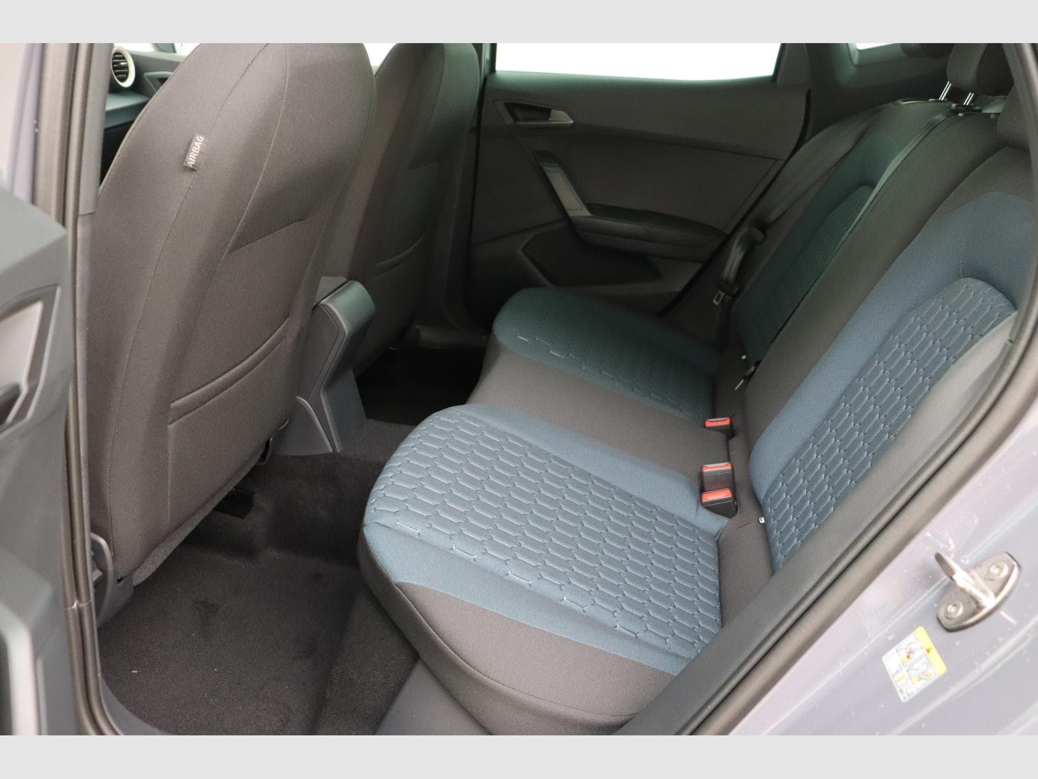 Seat Arona Play Plus (2026) - Photo 16