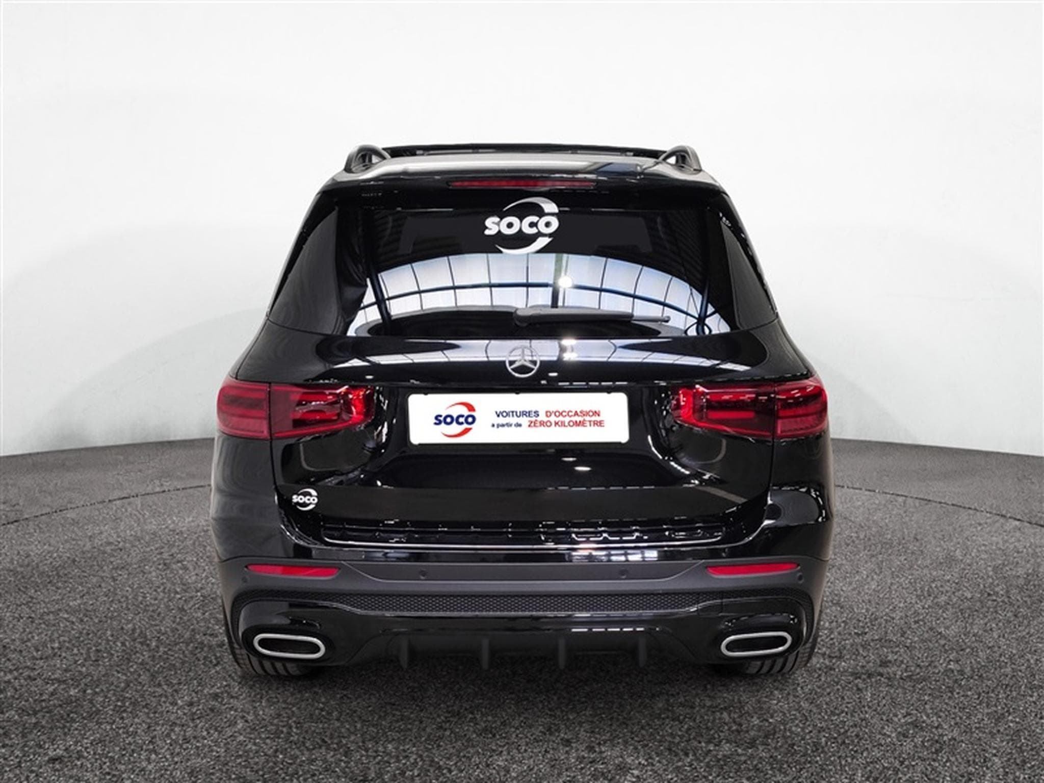 Mercedes GLB 180 7G-Tronic PACK AMG NAVI / S-CUIR / FULL LED / PANO (2025) - Photo 4