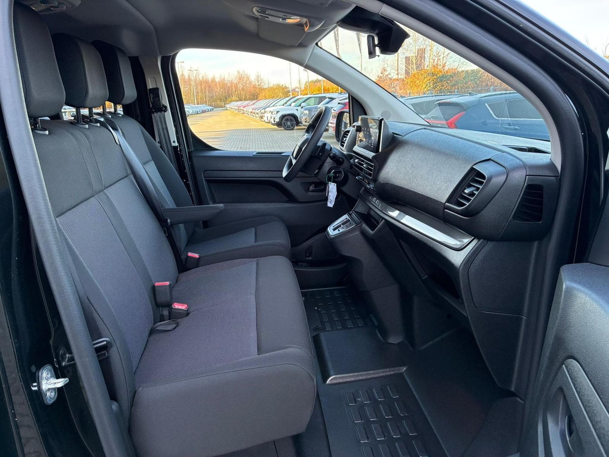Opel Vivaro Kombi XL (2025) - Foto 10