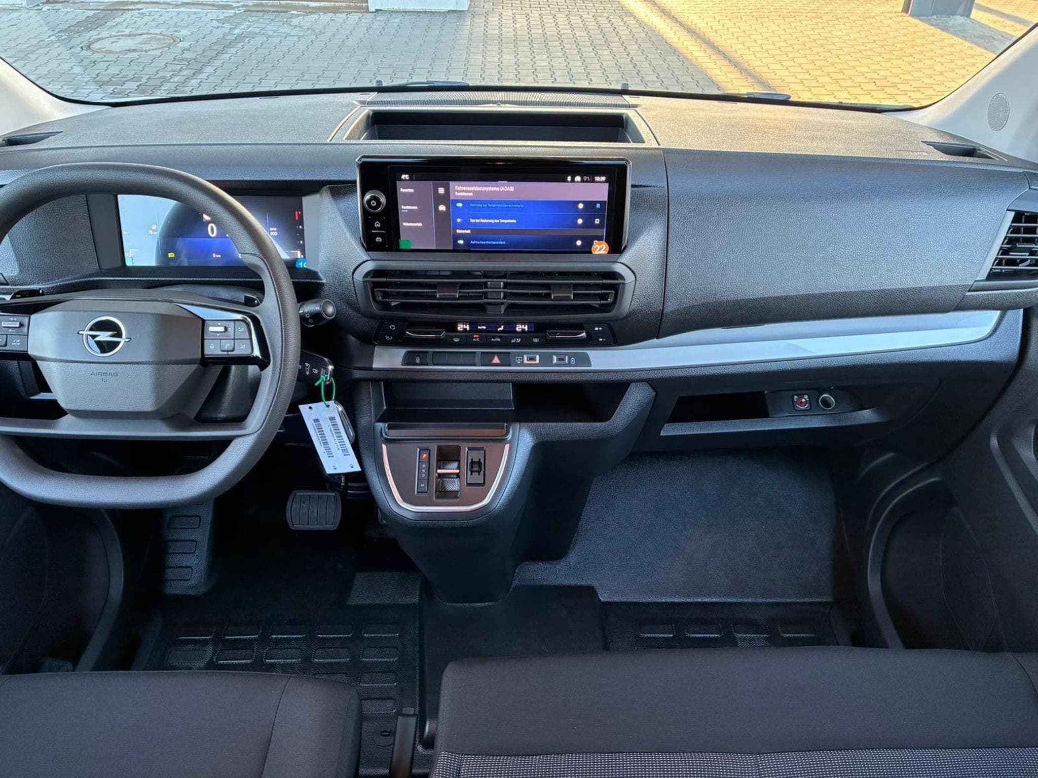 Opel Vivaro Kombi XL (2025) - Foto 6