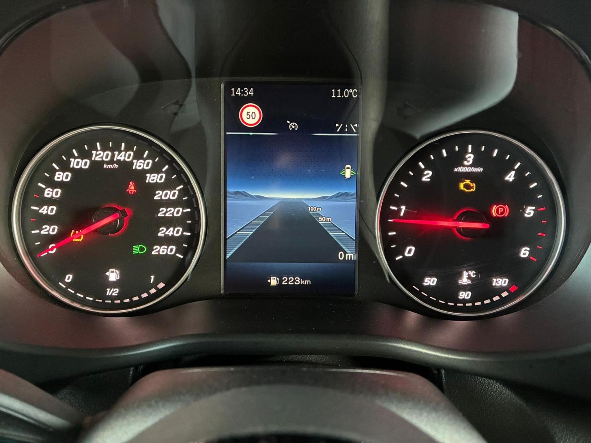 Mercedes Vito Standard (2024) - Photo 9