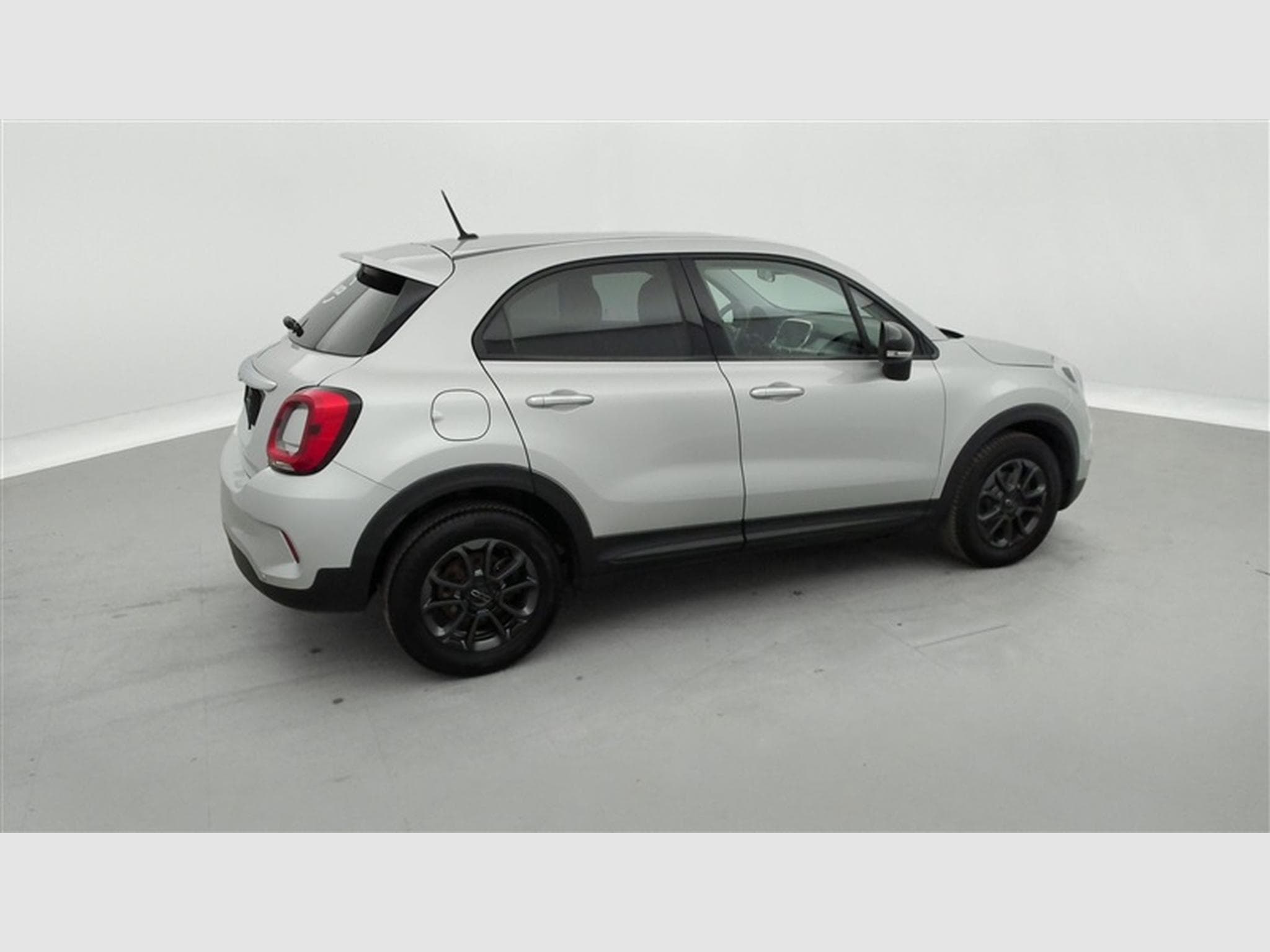 Fiat 500X 1.0 FireFly 120 NAVI / CLIM / TEL (2023) - Photo 24