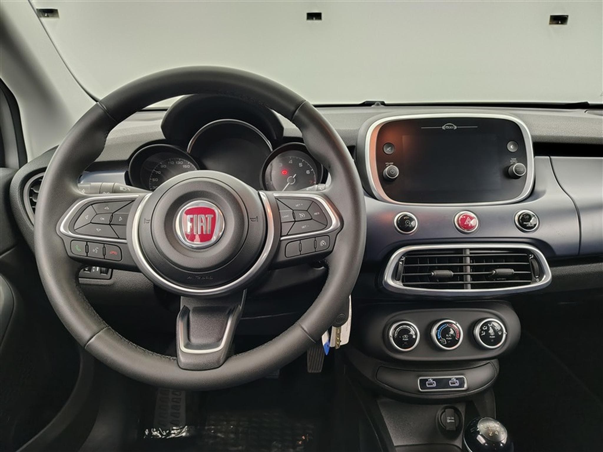 Fiat 500X 1.0 FireFly 120 NAVI / CLIM / TEL (2023) - Photo 9
