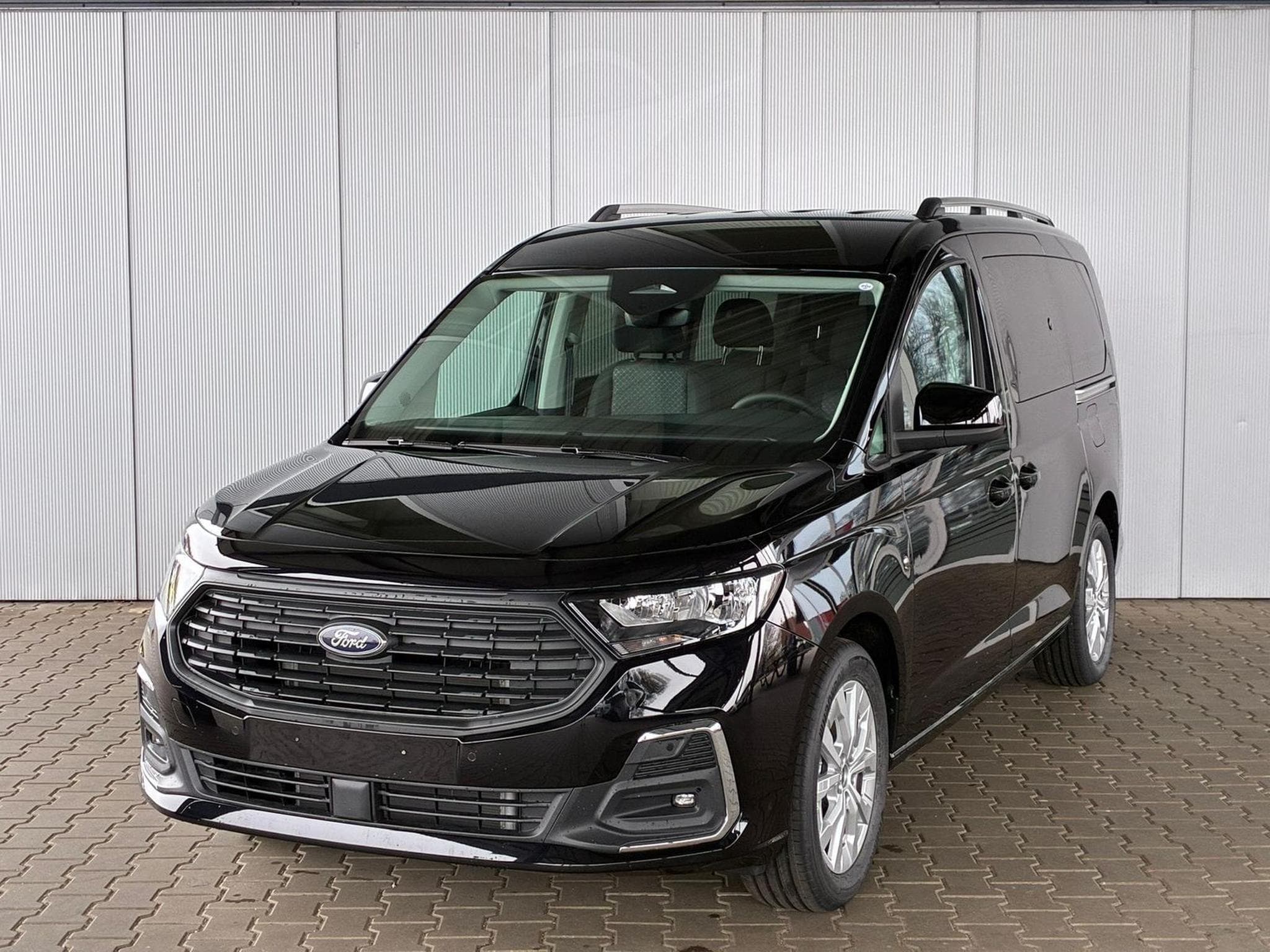 Ford Tourneo Titanium (2026) - Photo 1