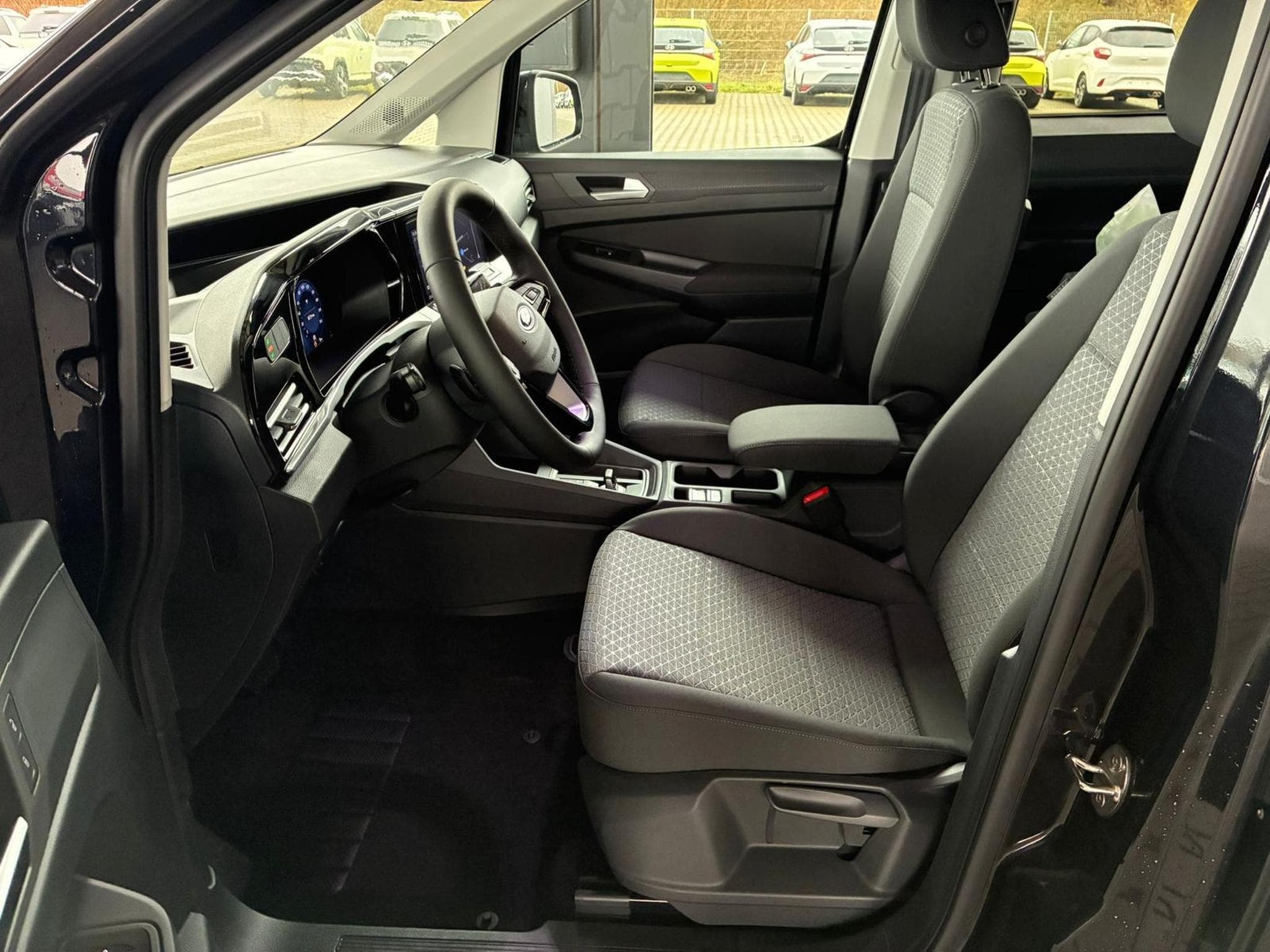 Ford Tourneo Titanium (2026) - Photo 5