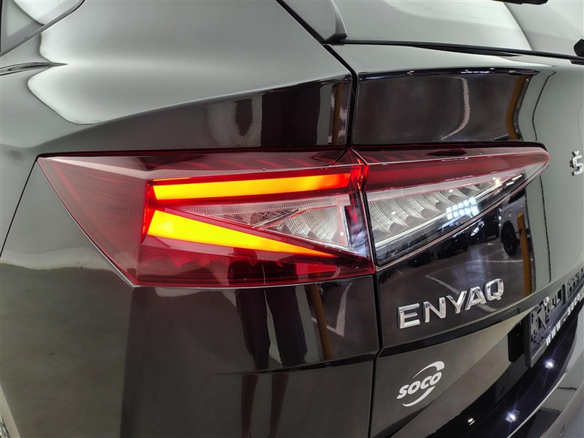 Skoda Enyaq ENYAQ IV 60 Business S-CUIR/NAVI/FULL LED/JA19/PDC (2023) - Photo 15