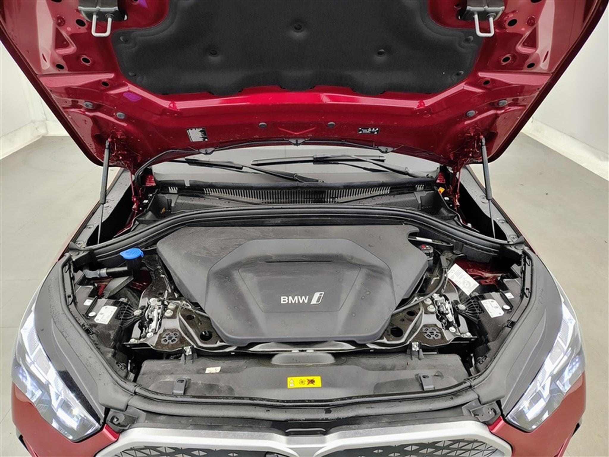 BMW iX2 IX2 Business Line NAVI/FULL LED/JA17/PDC (2025) - Photo 19