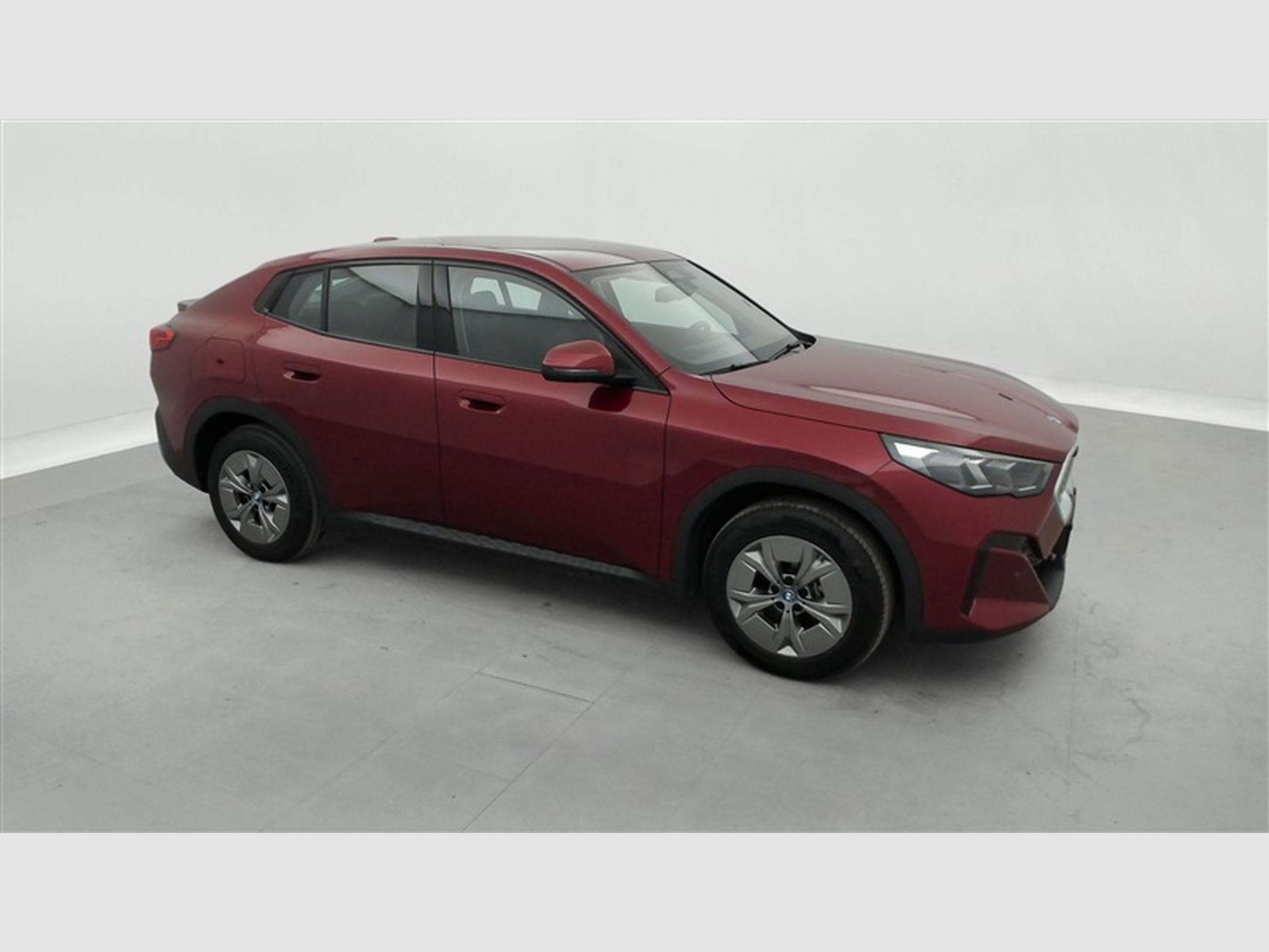 BMW iX2 IX2 Business Line NAVI/FULL LED/JA17/PDC (2025) - Photo 22