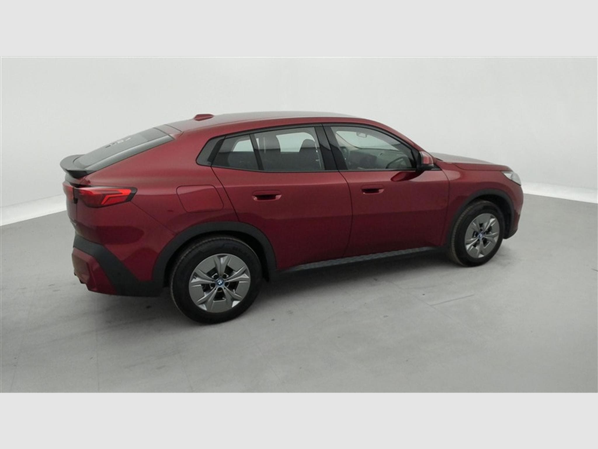 BMW iX2 IX2 Business Line NAVI/FULL LED/JA17/PDC (2025) - Photo 24