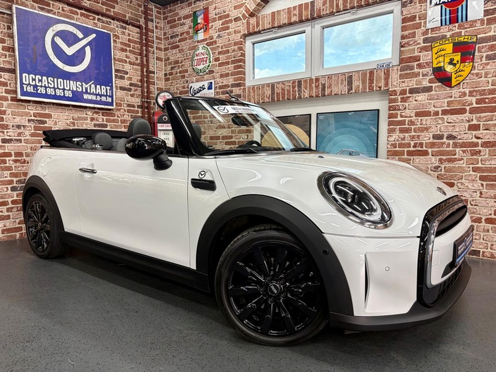 Mini Cooper Cooper Cabrio 1.5 136cv Auto CLASSIC TRIM (2024) - Photo 1