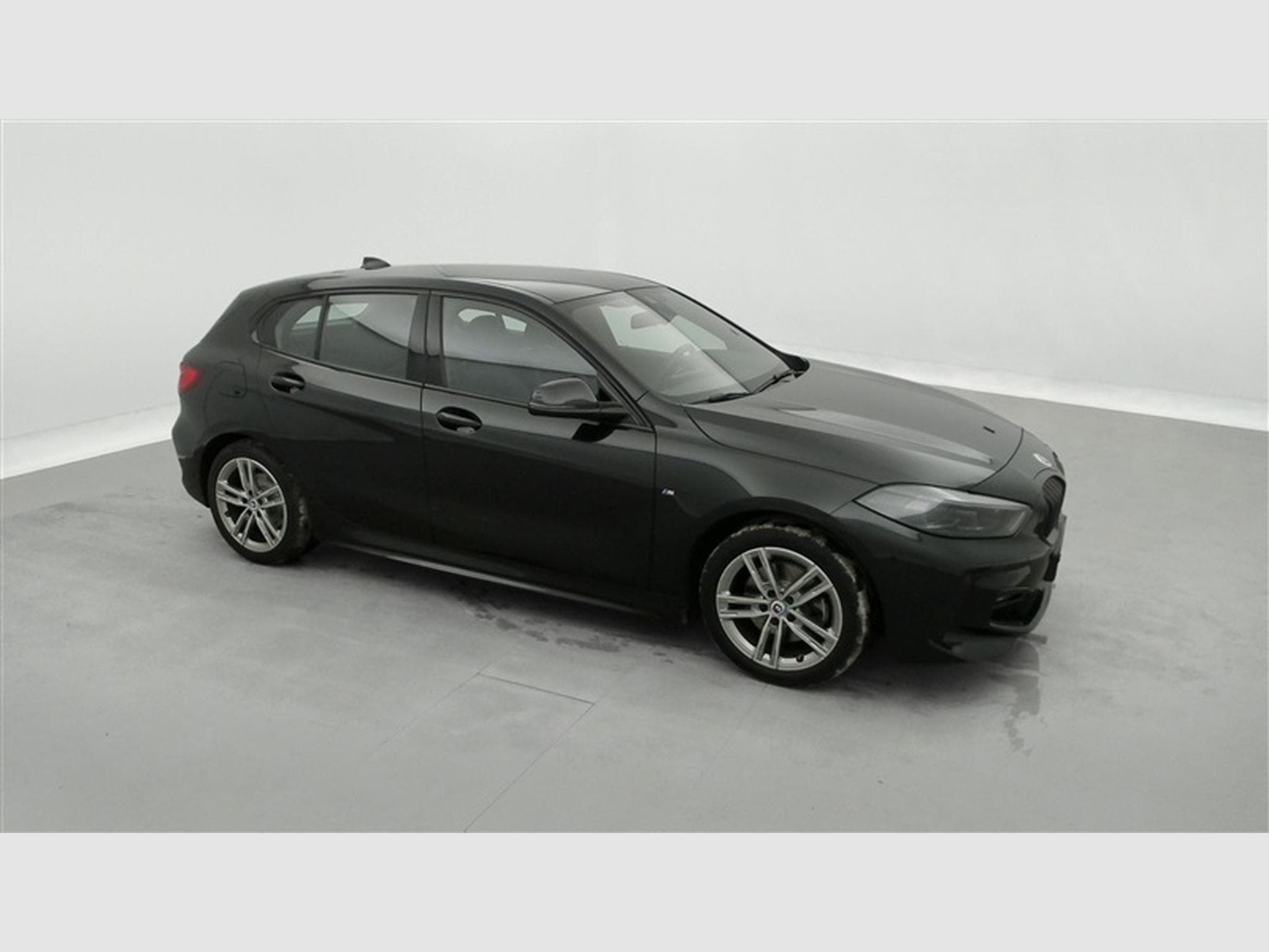 BMW 118 i Pack M   Navi Cockpit / Led/ PDC+Caméra (2022) - Photo 23
