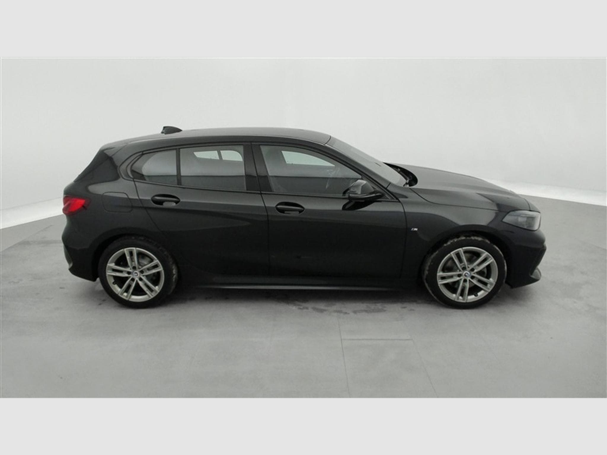 BMW 118 i Pack M   Navi Cockpit / Led/ PDC+Caméra (2022) - Photo 24