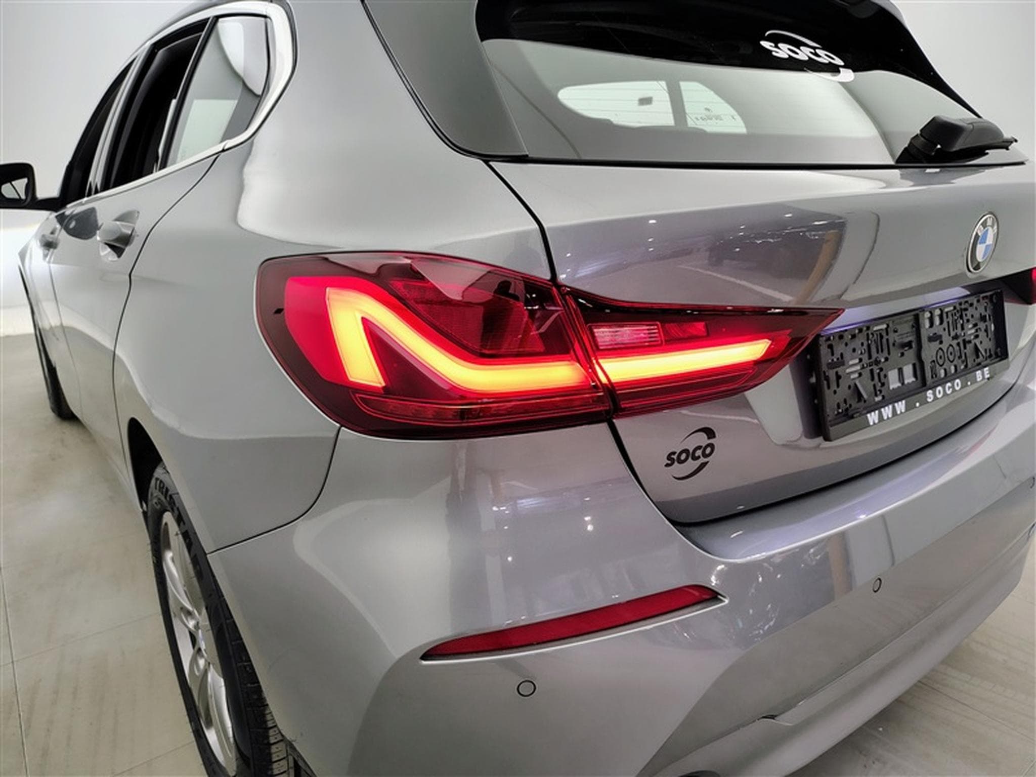BMW 116 116i Business NAVI/FULL LED/JA16/PDC AV AR (2023) - Foto 16