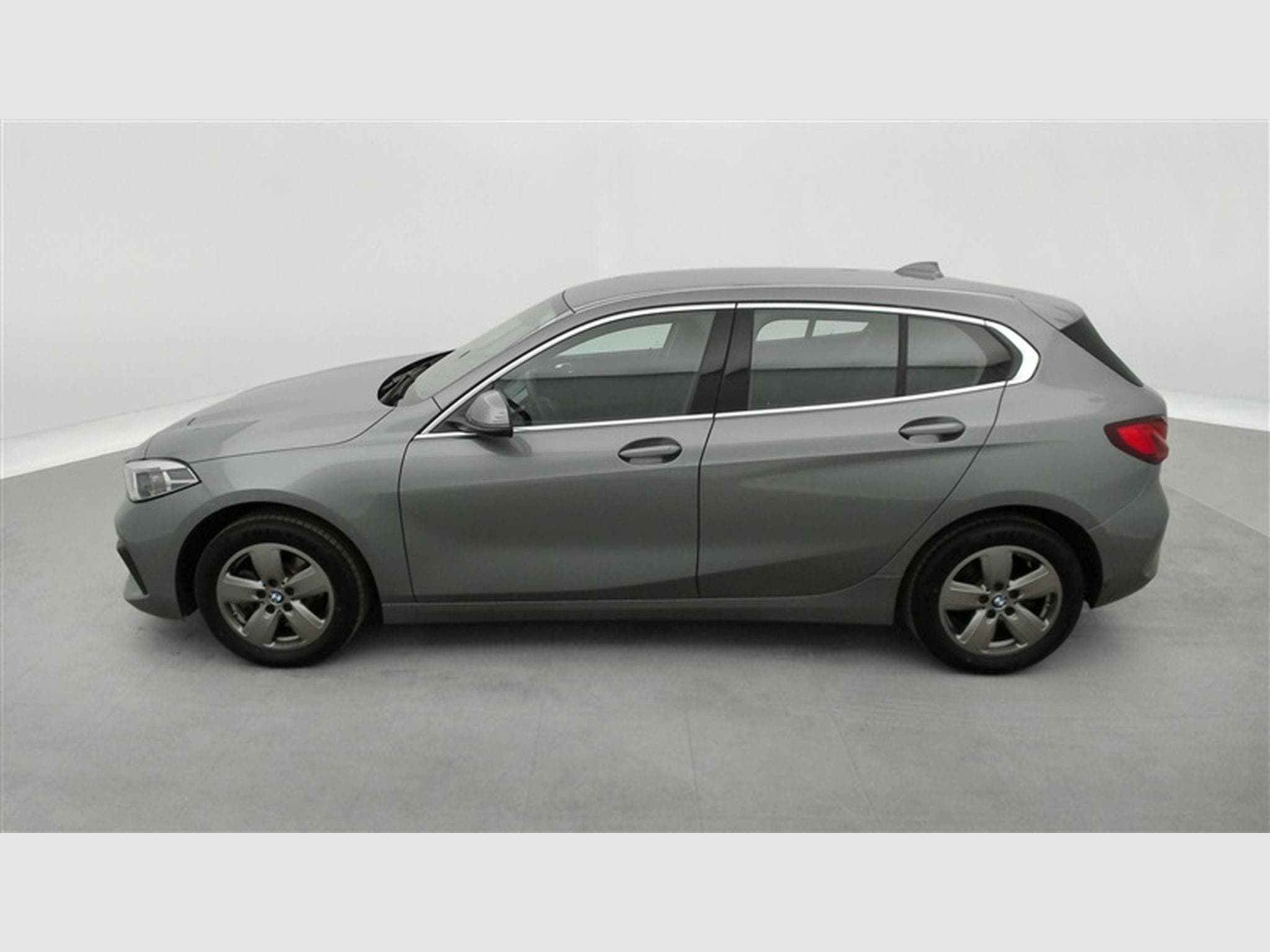 BMW 116 116i Business NAVI/FULL LED/JA16/PDC AV AR (2023) - Foto 3