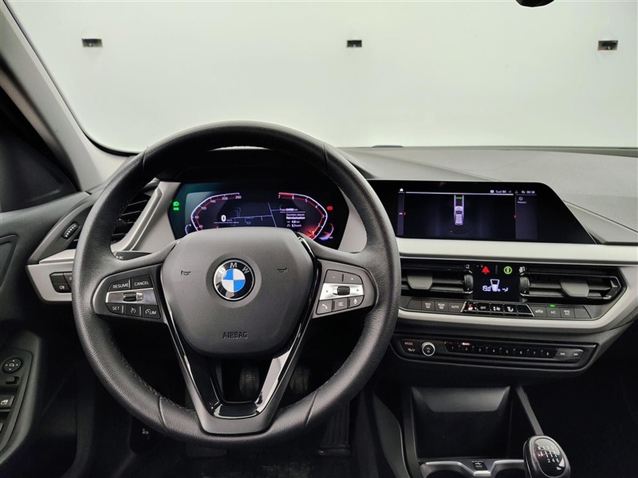 BMW 116 116i Business NAVI/FULL LED/JA16/PDC AV AR (2023) - Foto 9
