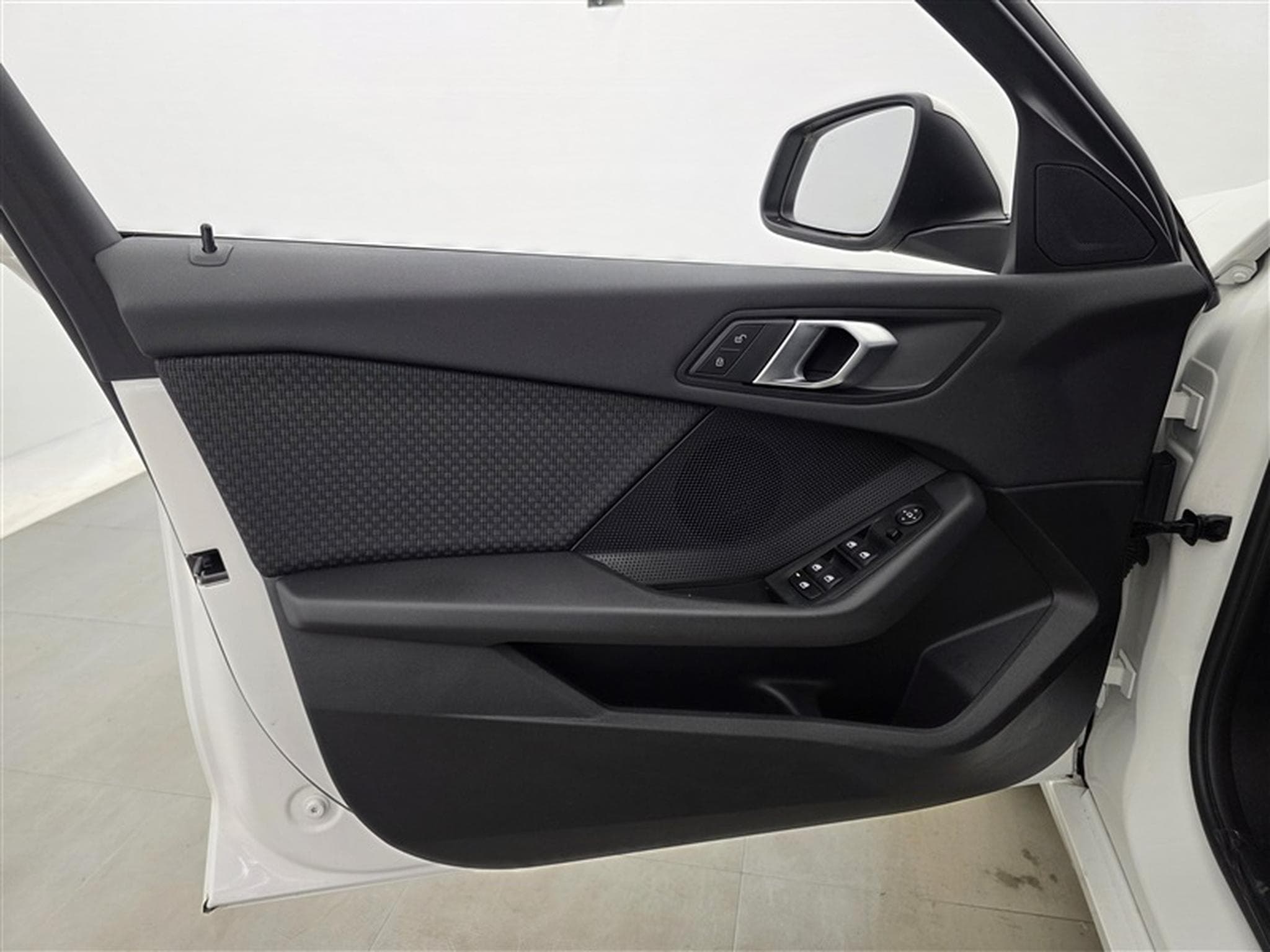 BMW 118 iA  Navi Cockpit / Led / PDC av+ar (2022) - Photo 16